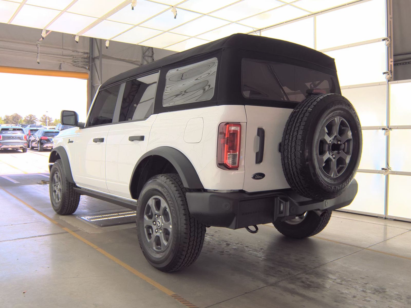 FORD BRONCO - 9