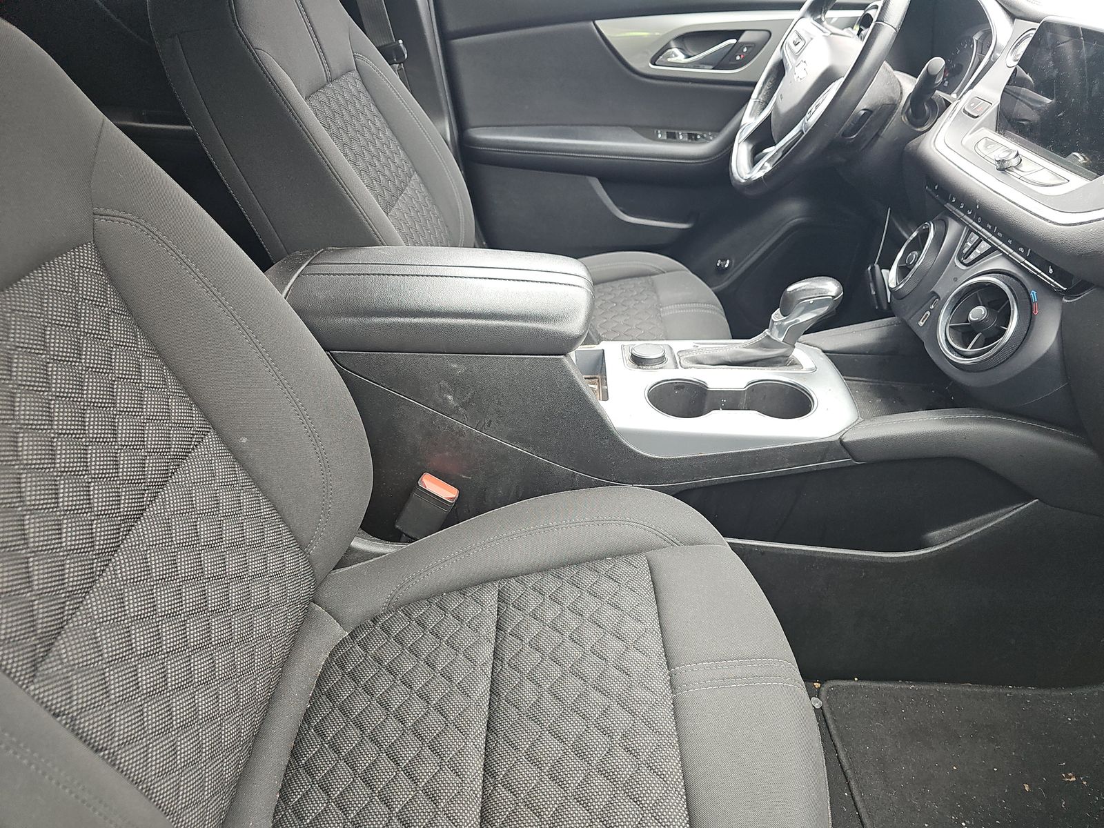 CHEVROLET BLAZER - 9