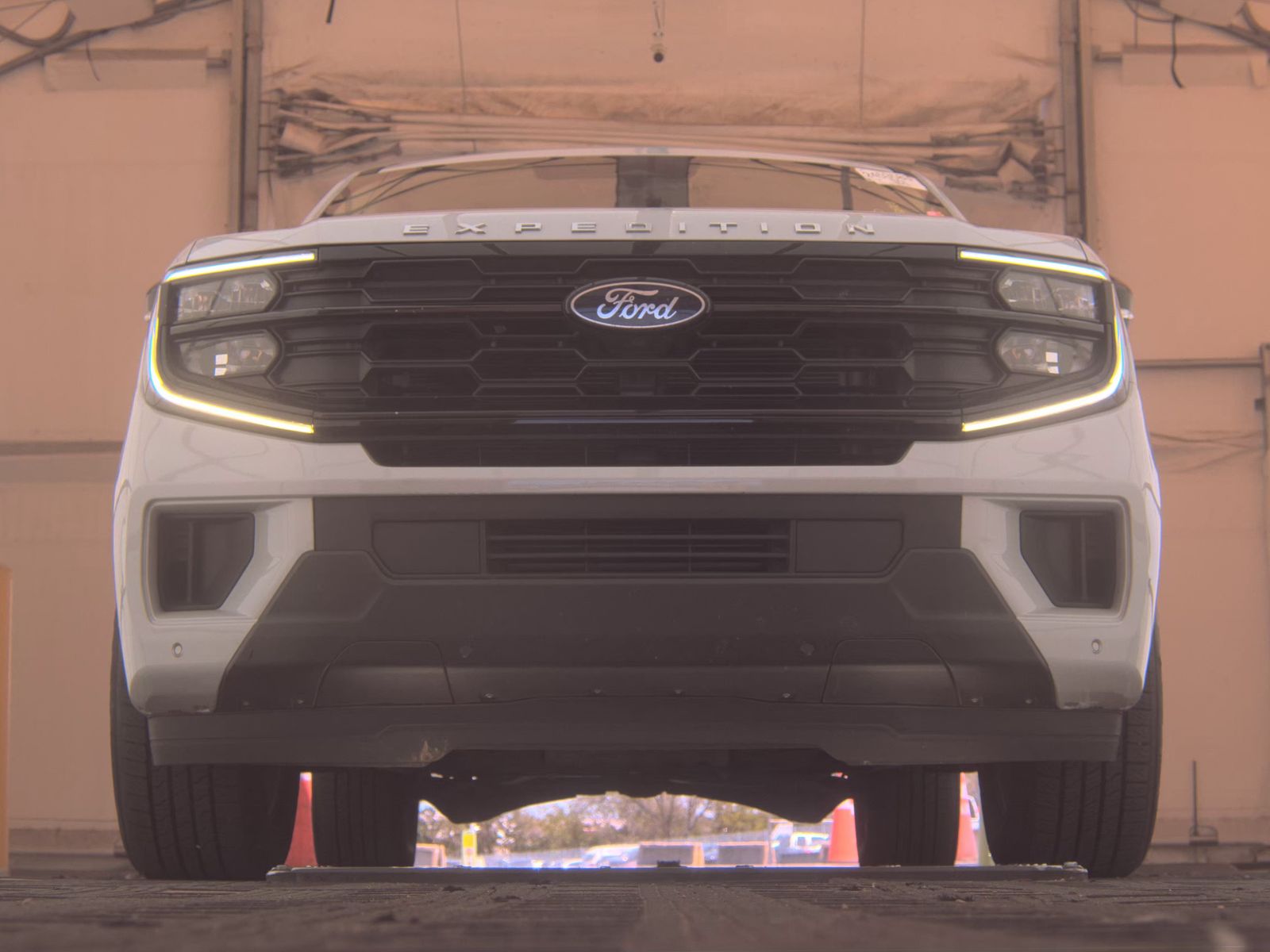 FORD EXPEDITION MAX - 4