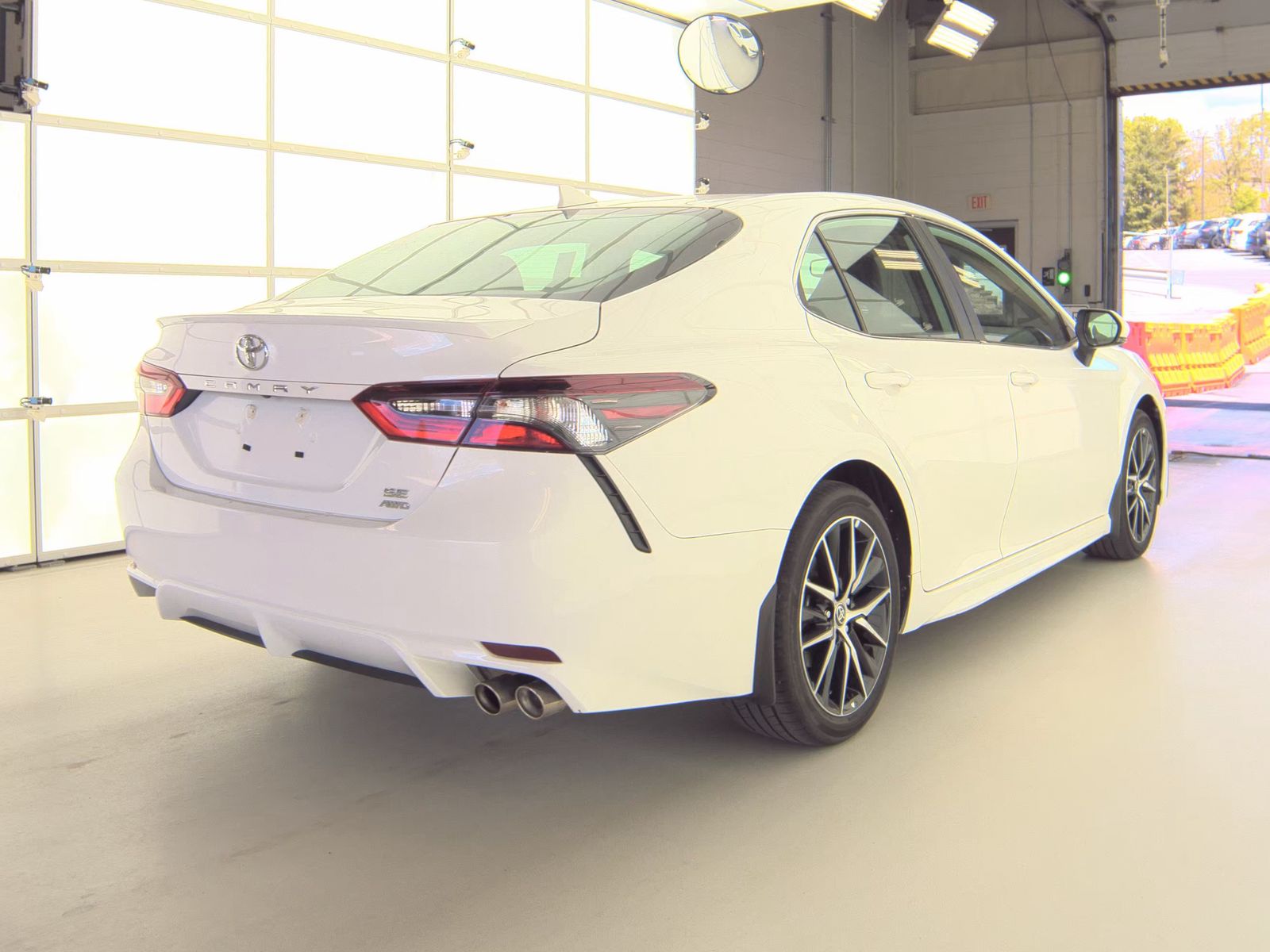 TOYOTA CAMRY - 6