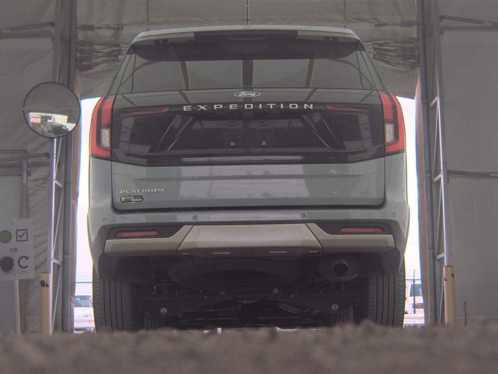 FORD EXPEDITION - 8