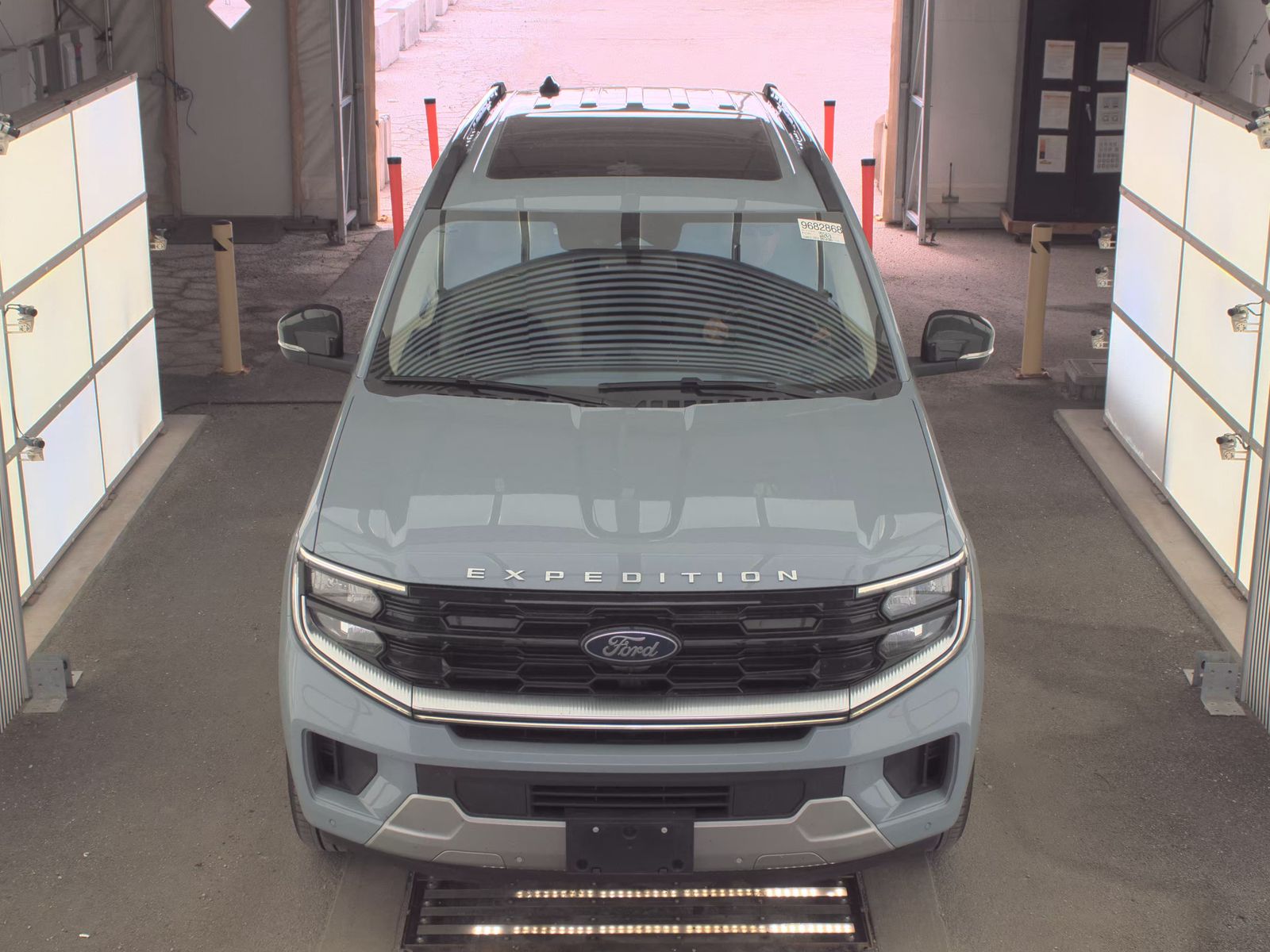 FORD EXPEDITION - 3