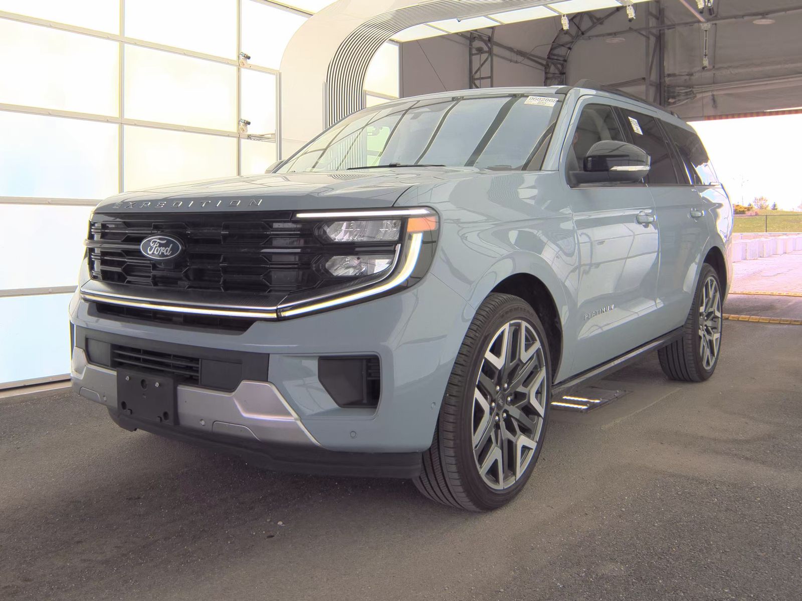 FORD EXPEDITION - 1