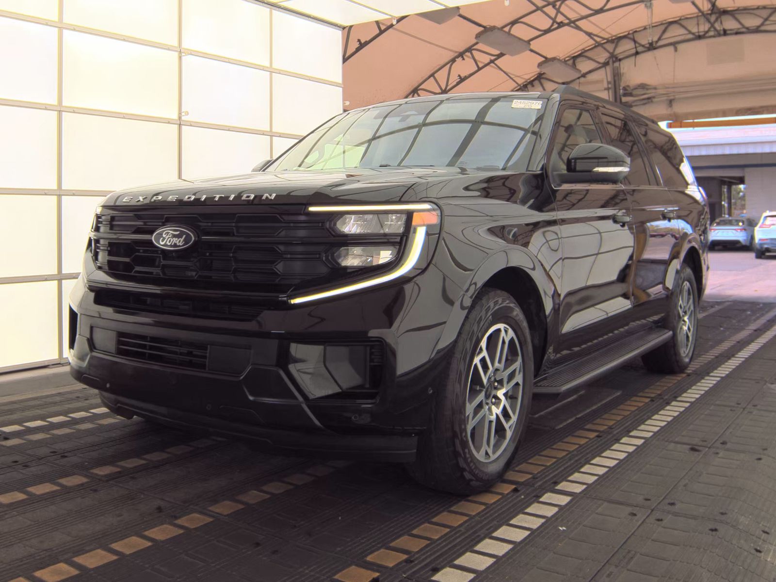 FORD EXPEDITION MAX - 1