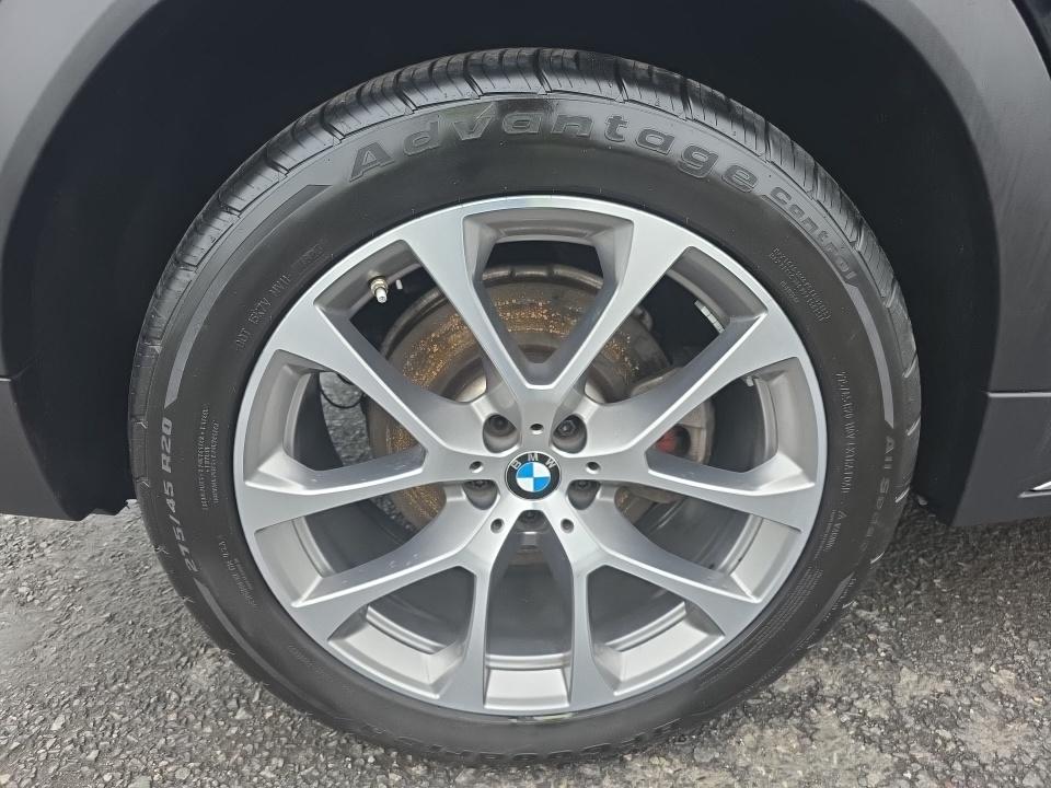 2022 BMW X6 xDrive40i AWD