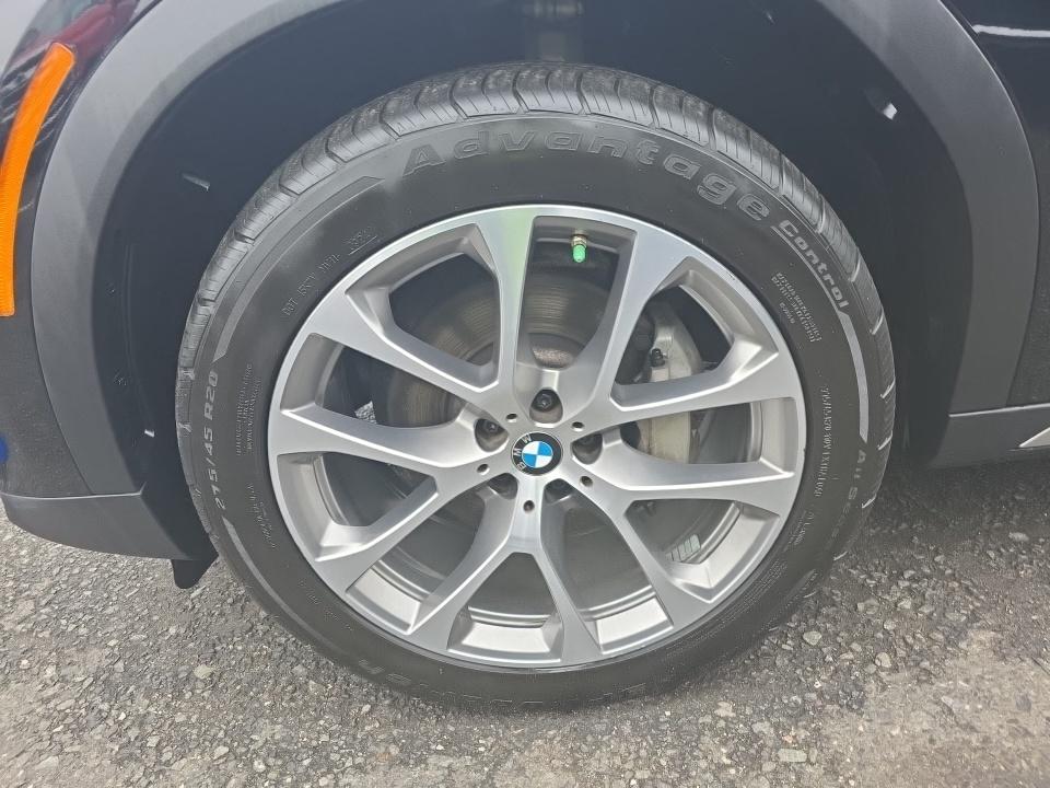 2022 BMW X6 xDrive40i AWD