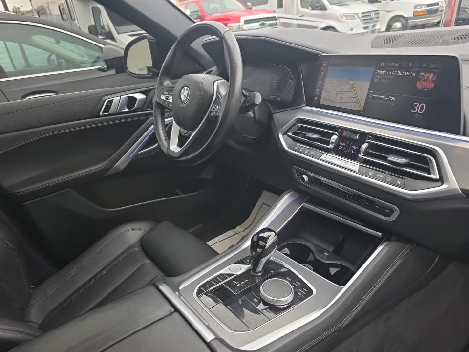 2022 BMW X6 xDrive40i AWD