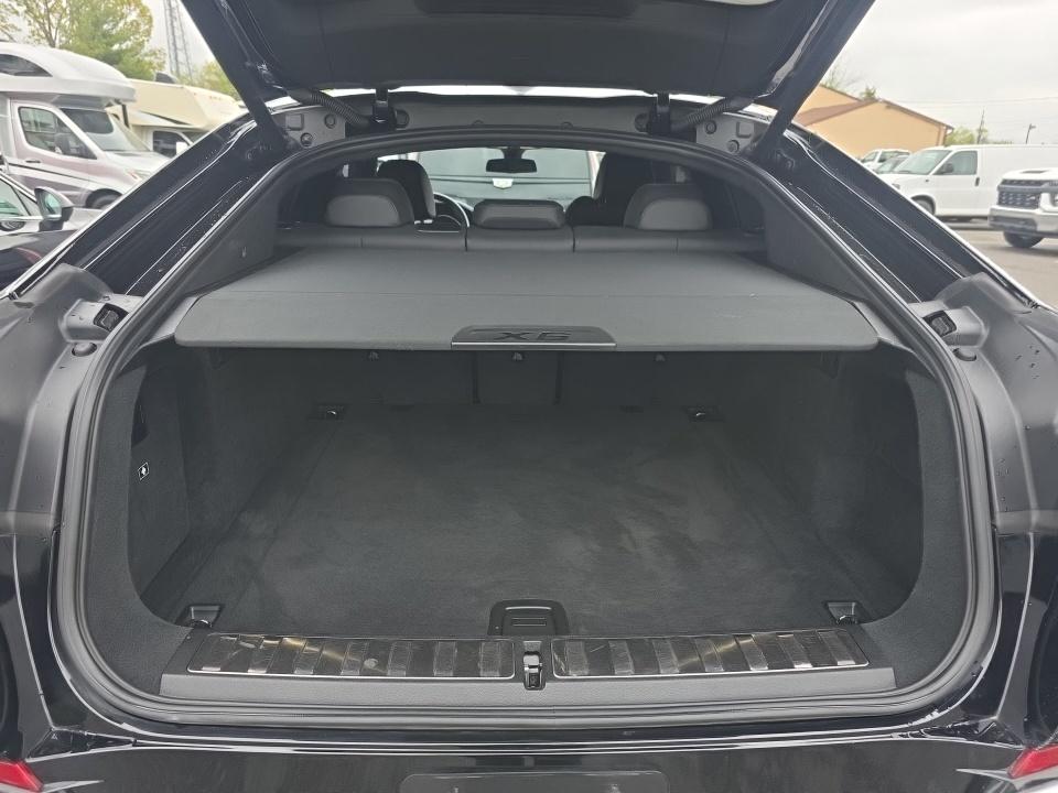 2022 BMW X6 xDrive40i AWD