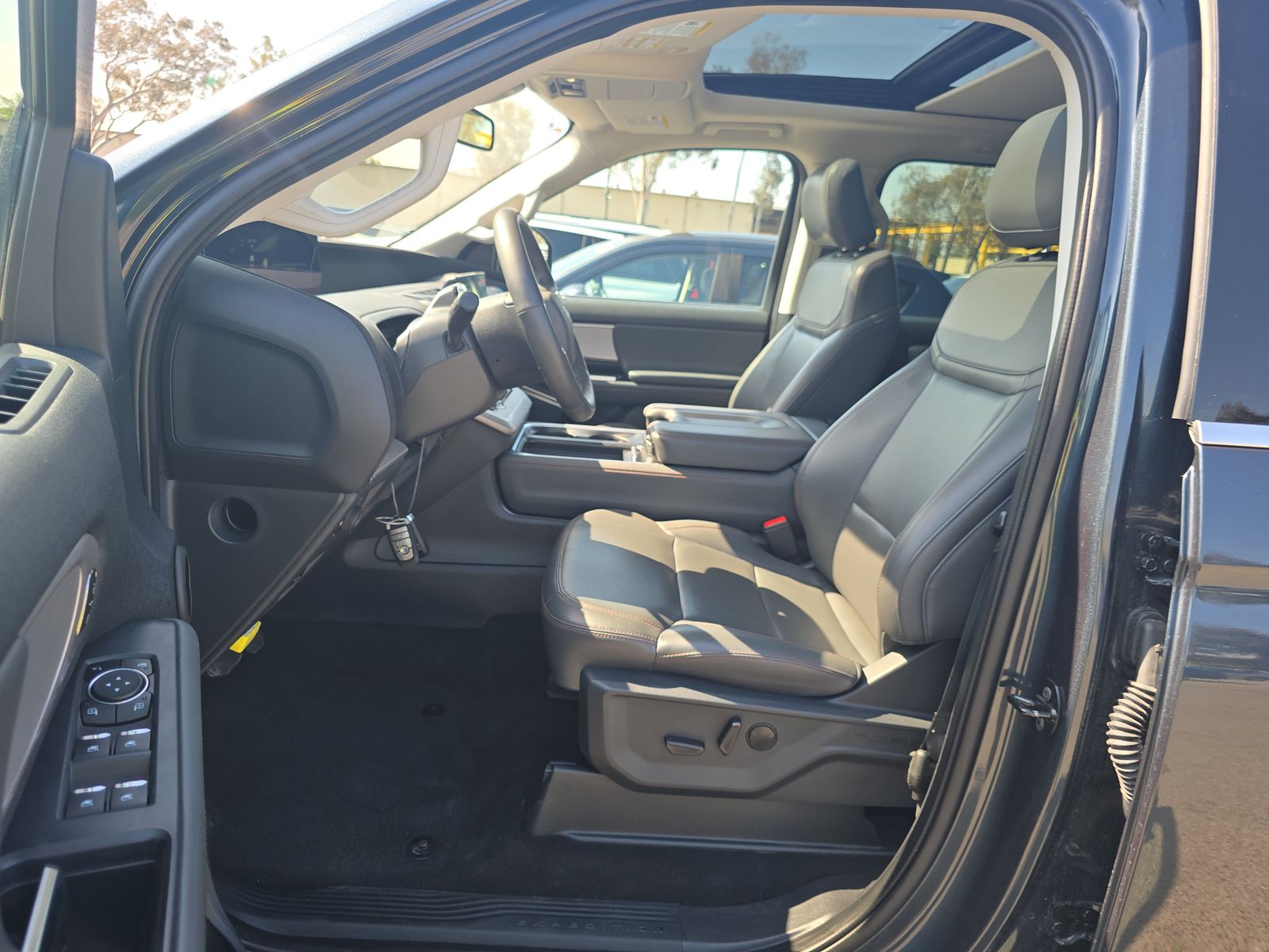 FORD EXPEDITION - 8