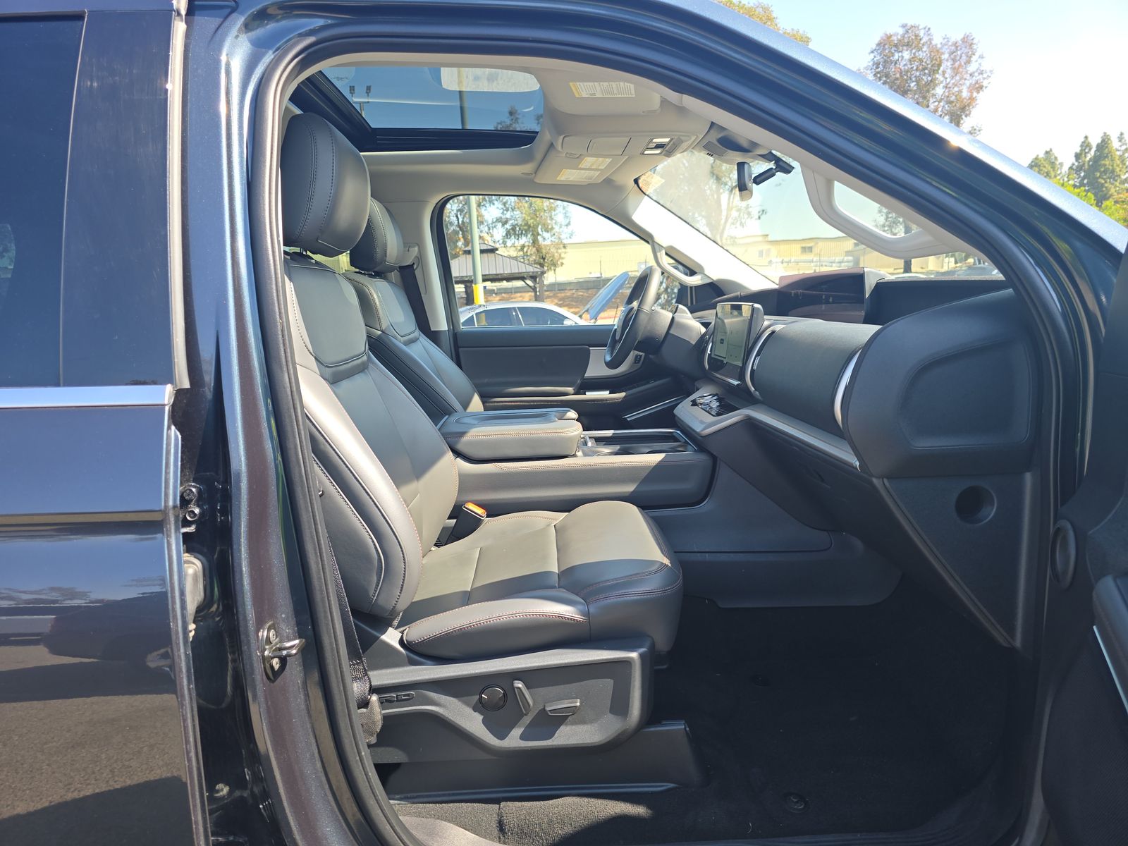 FORD EXPEDITION - 9