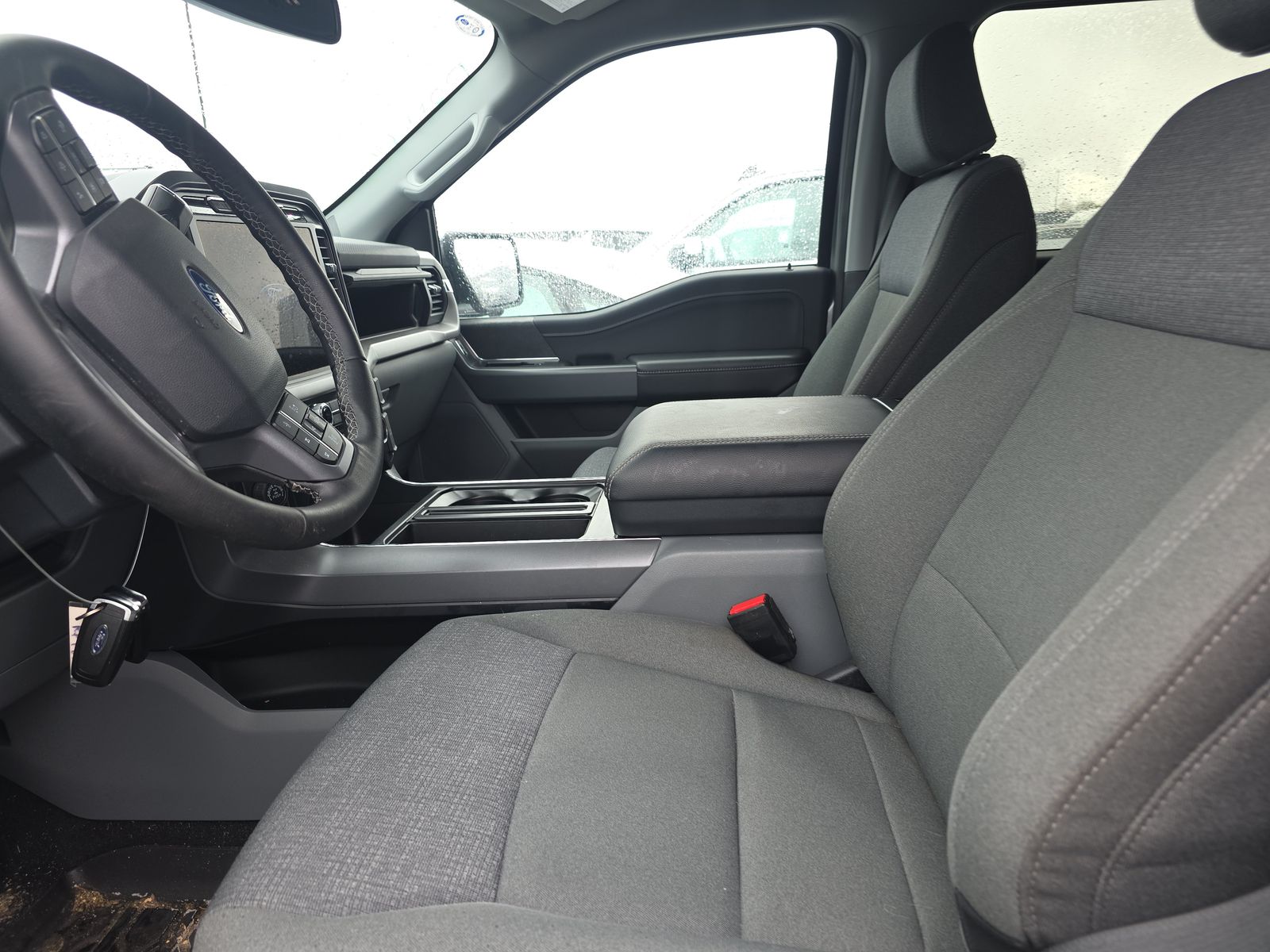 FORD F-150 - 8