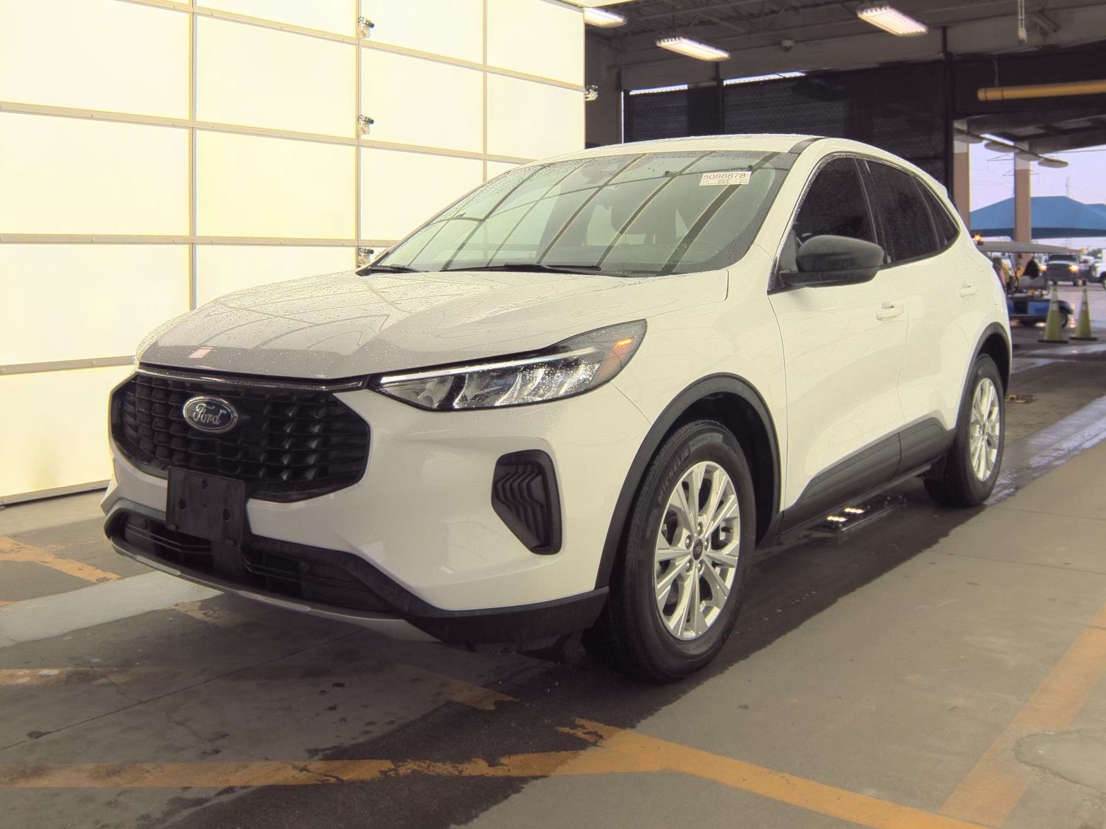 FORD ESCAPE - 1