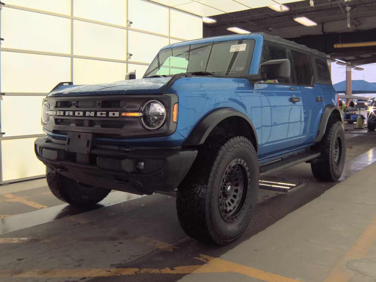 FORD BRONCO - 1