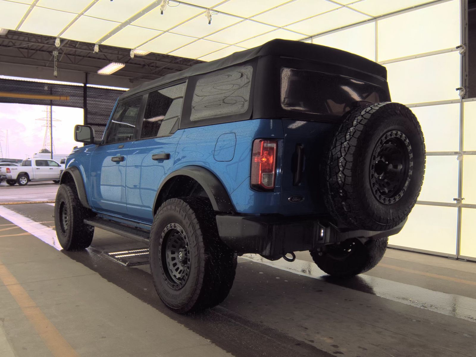 FORD BRONCO - 9