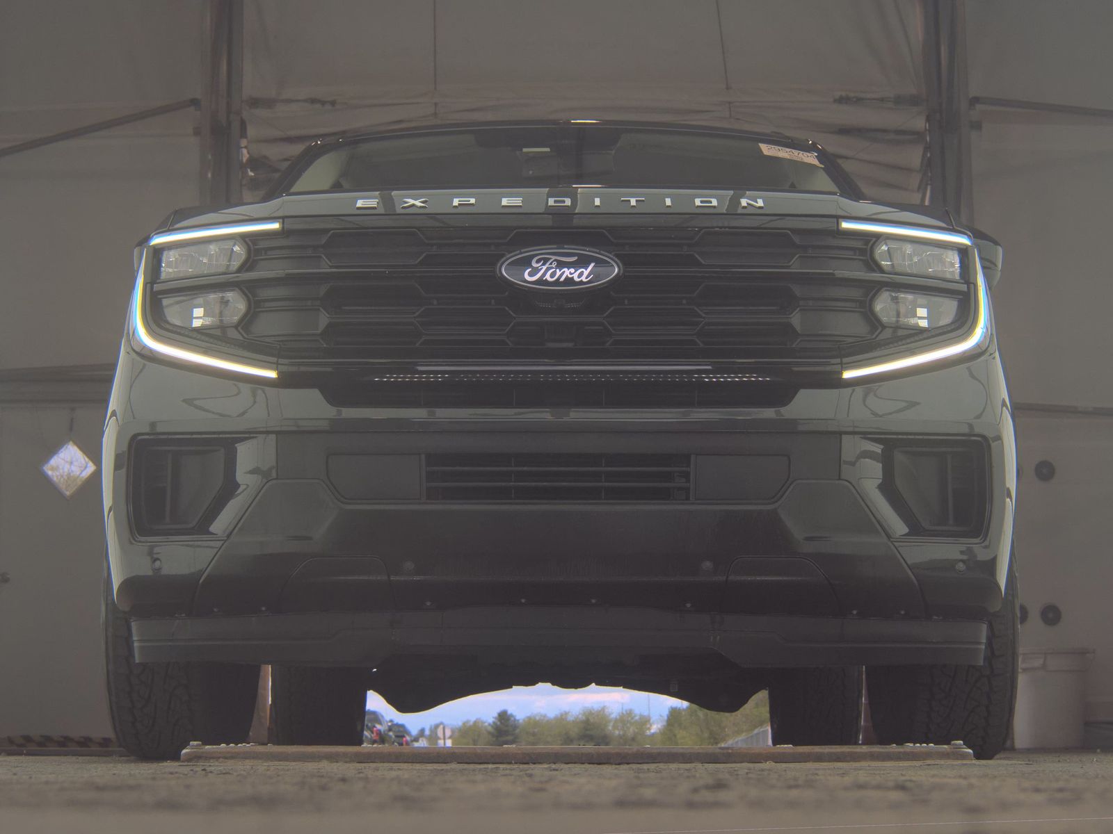 FORD EXPEDITION - 4