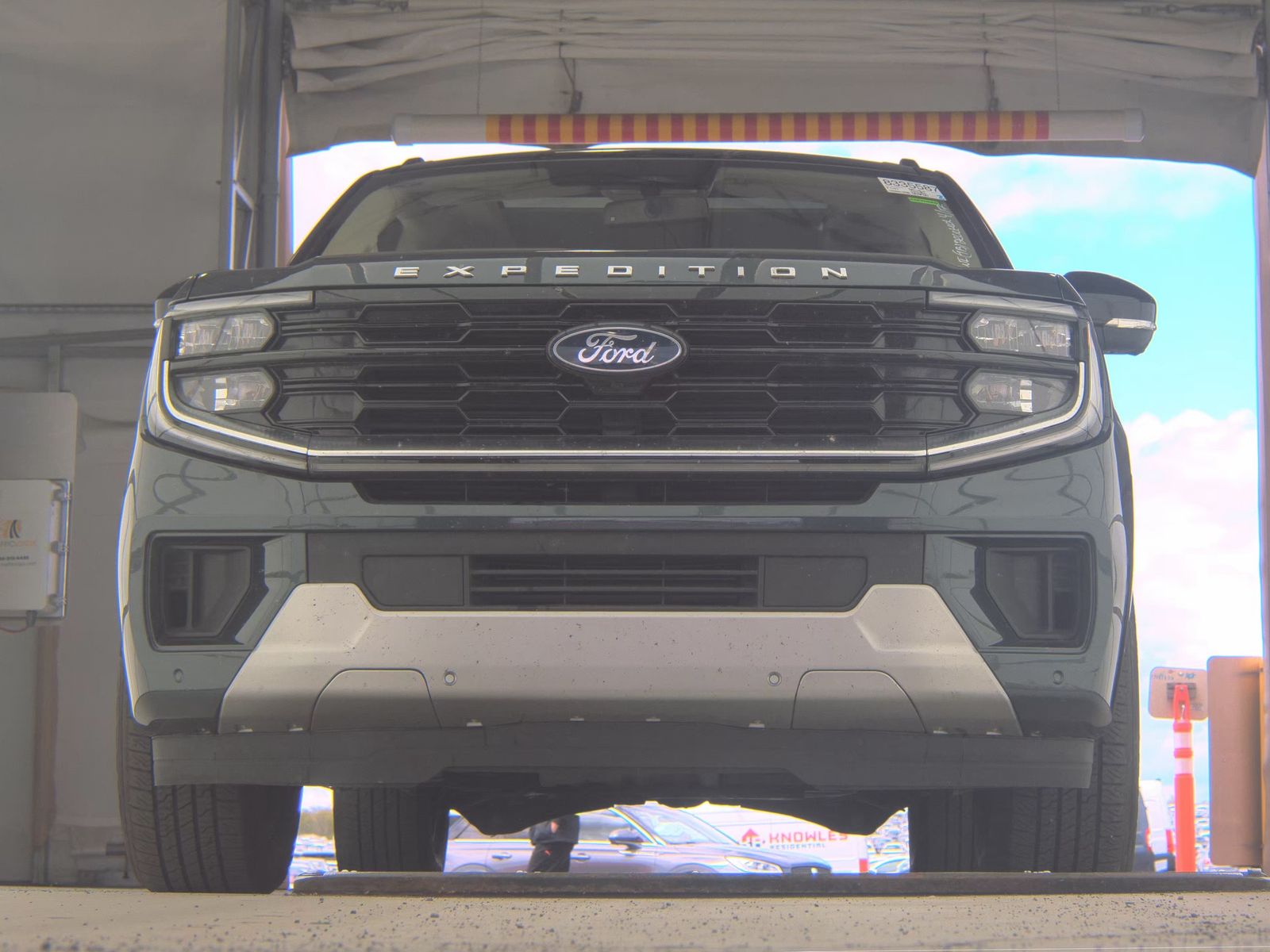 FORD EXPEDITION MAX - 4