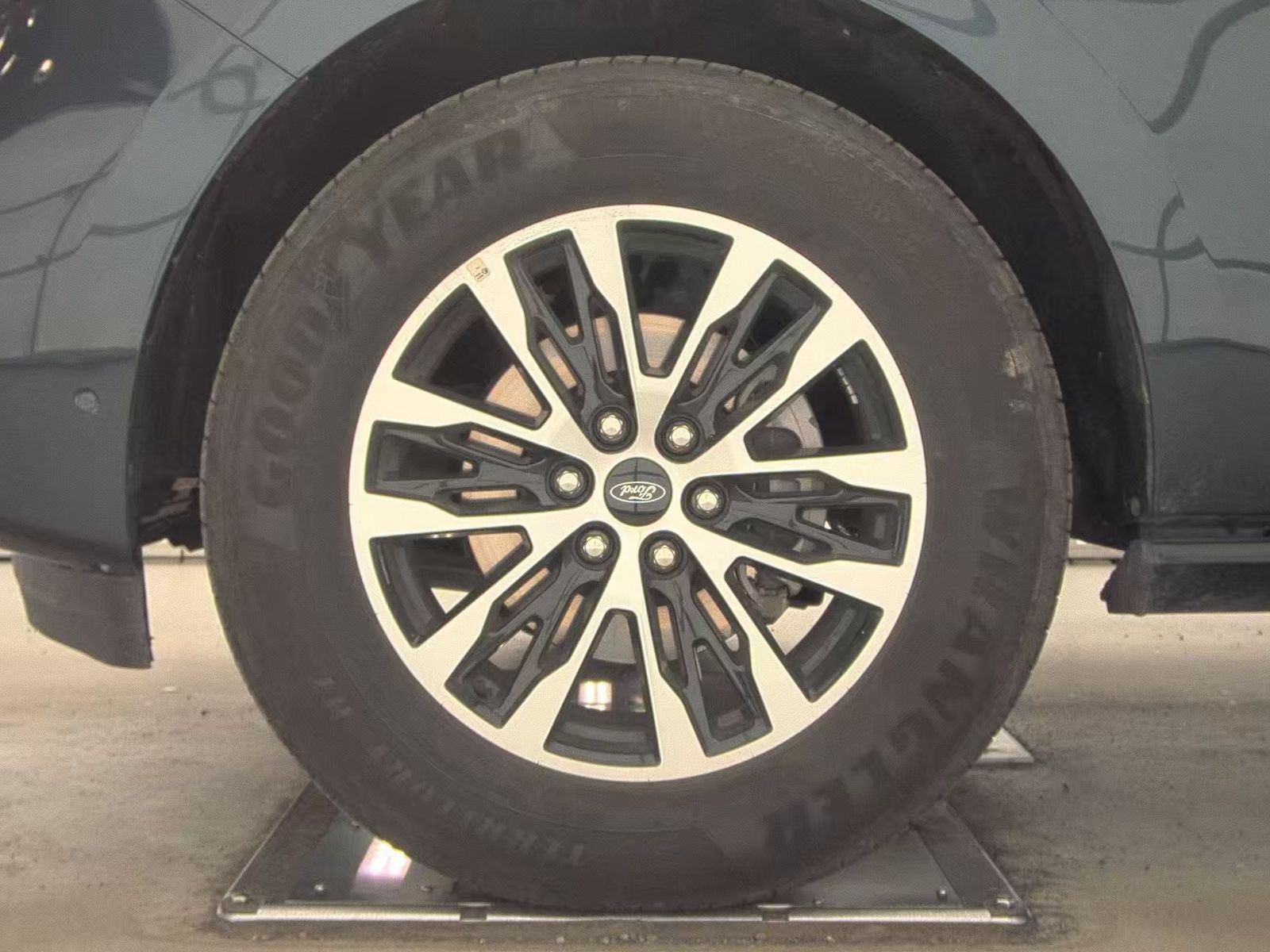 FORD EXPEDITION MAX - 10