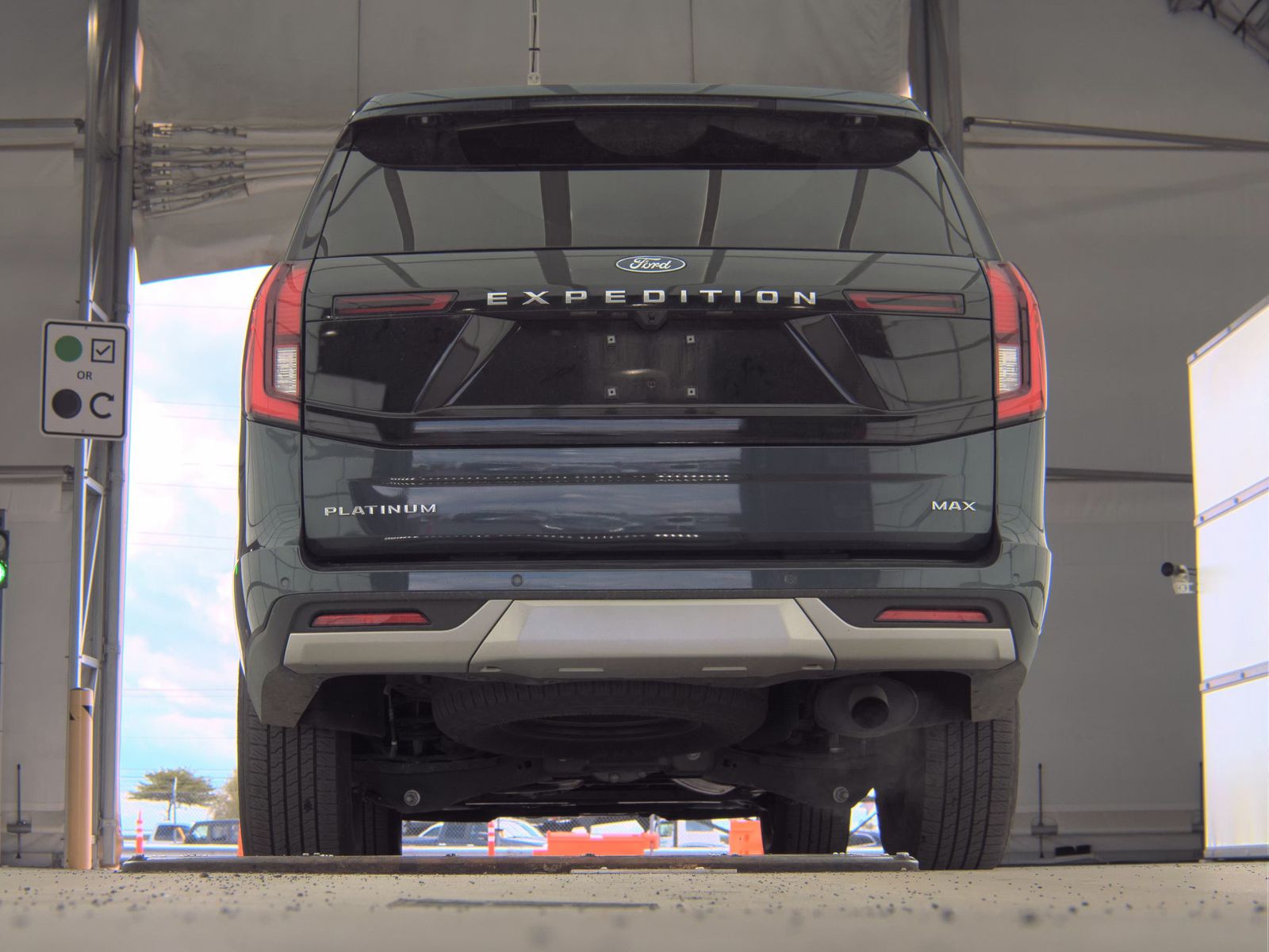 FORD EXPEDITION MAX - 8