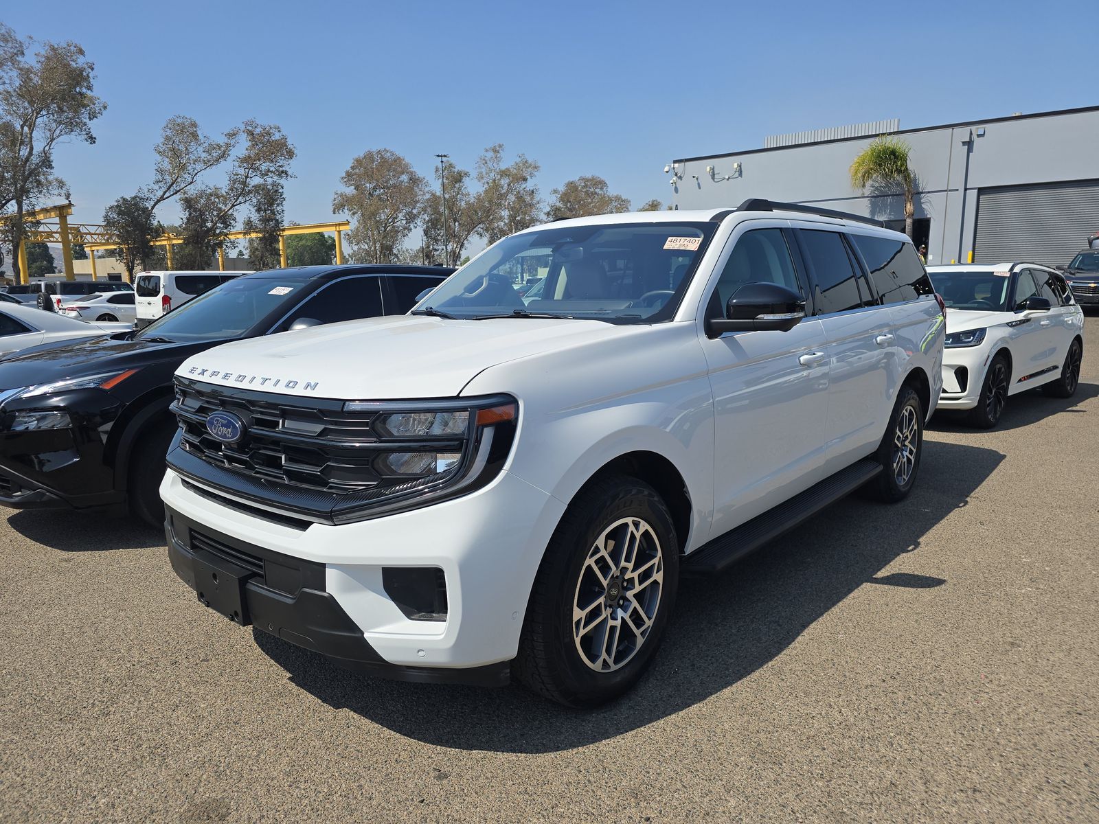 FORD EXPEDITION MAX - 1
