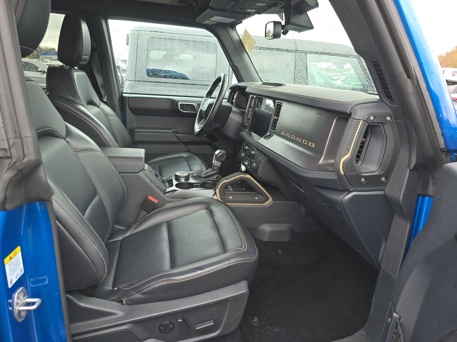 FORD BRONCO - 9