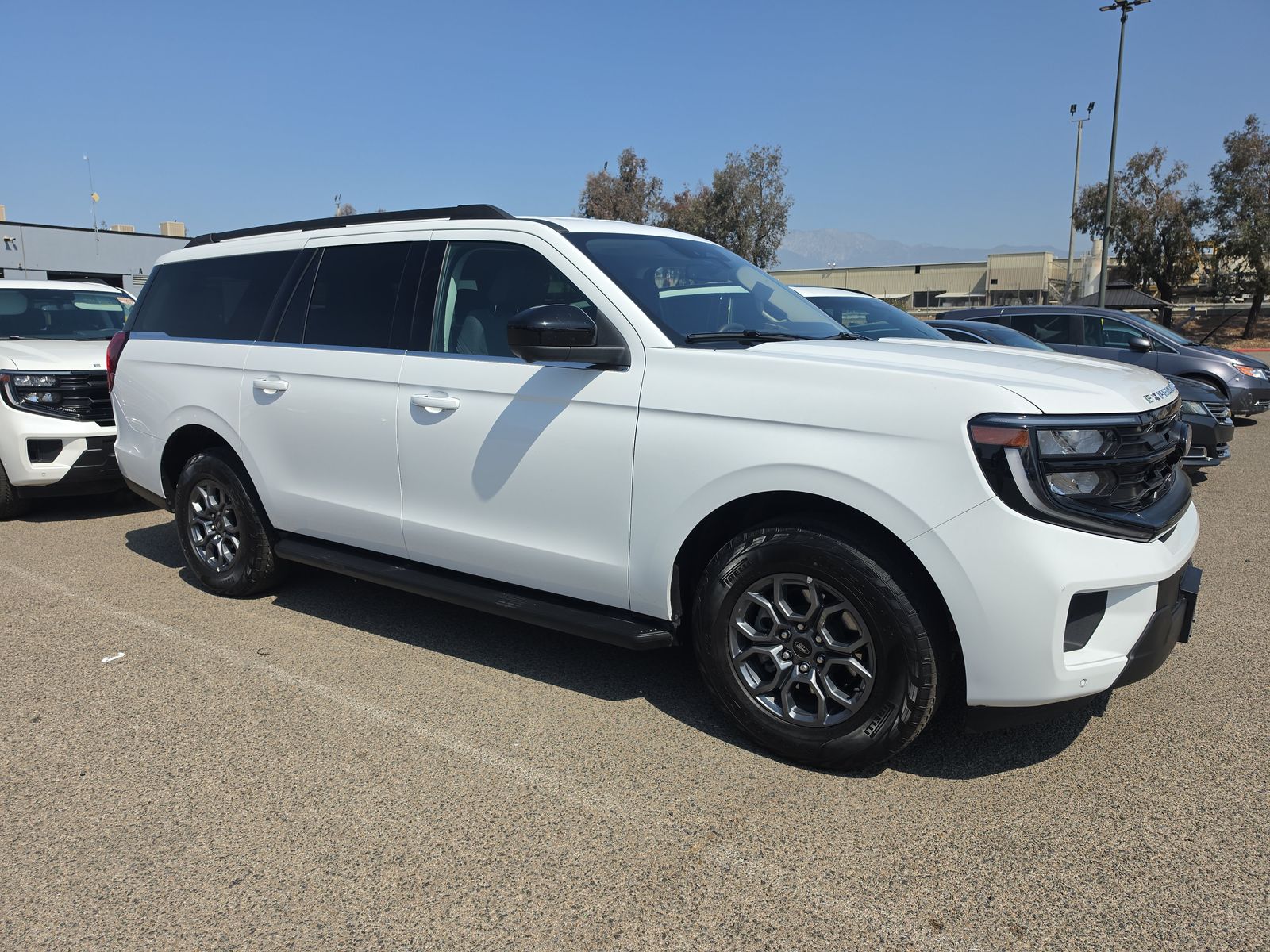 FORD EXPEDITION MAX - 4