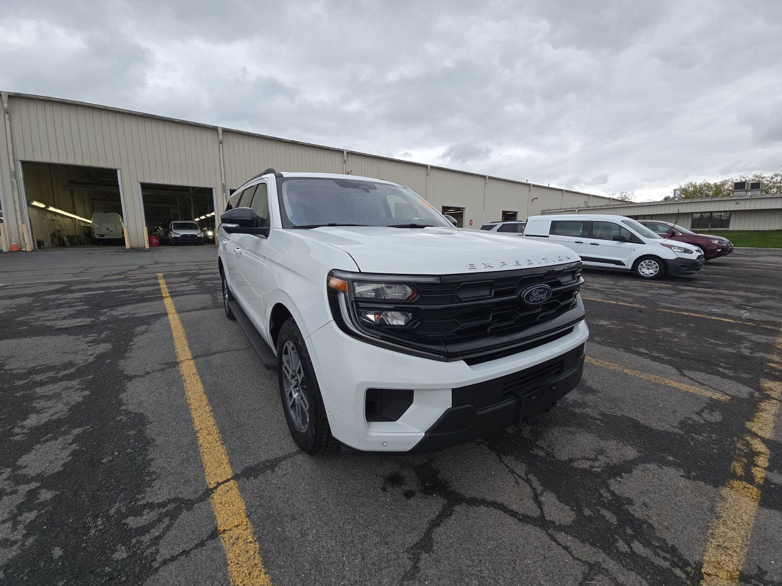FORD EXPEDITION MAX - 4