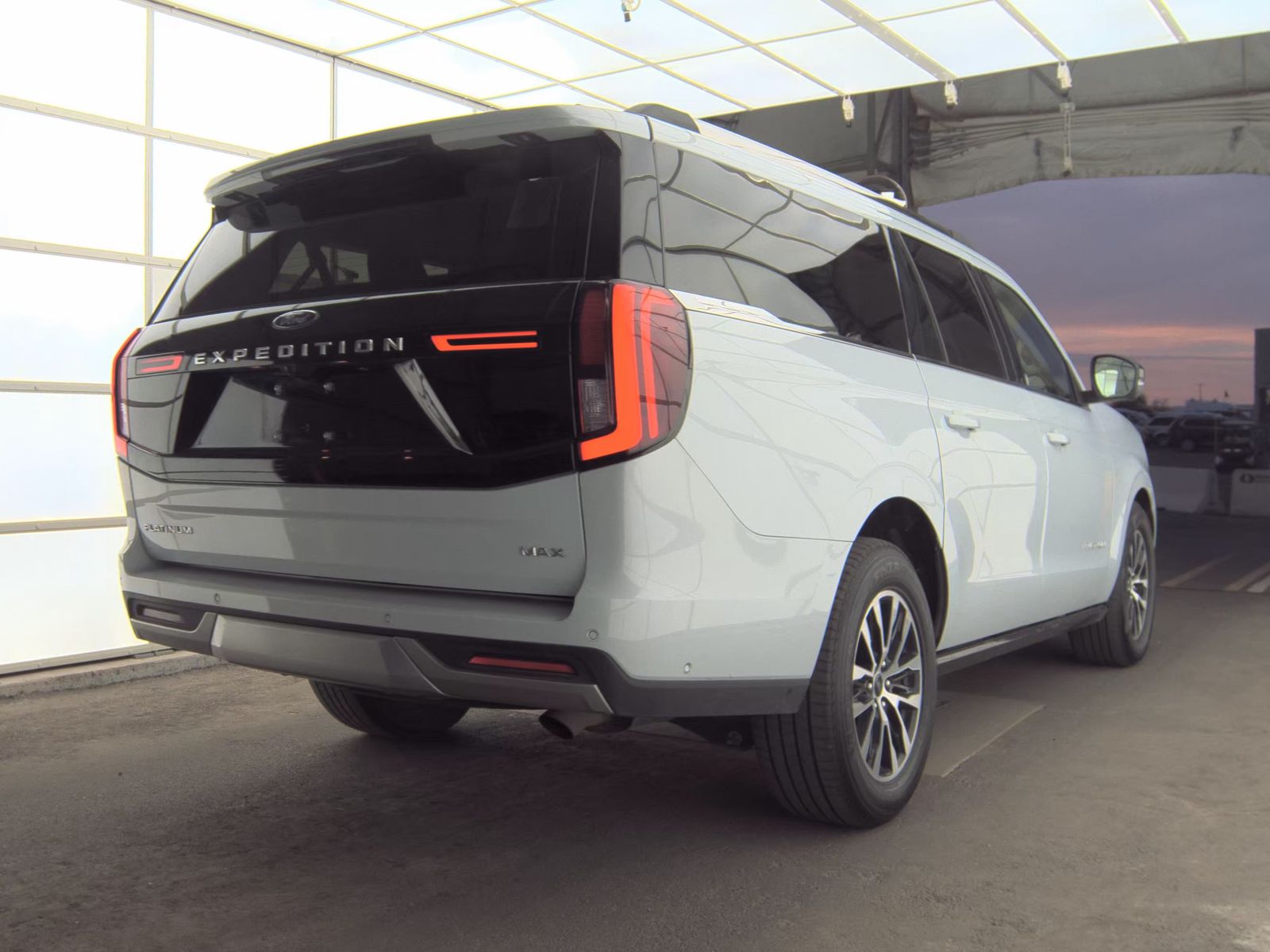 FORD EXPEDITION MAX - 5