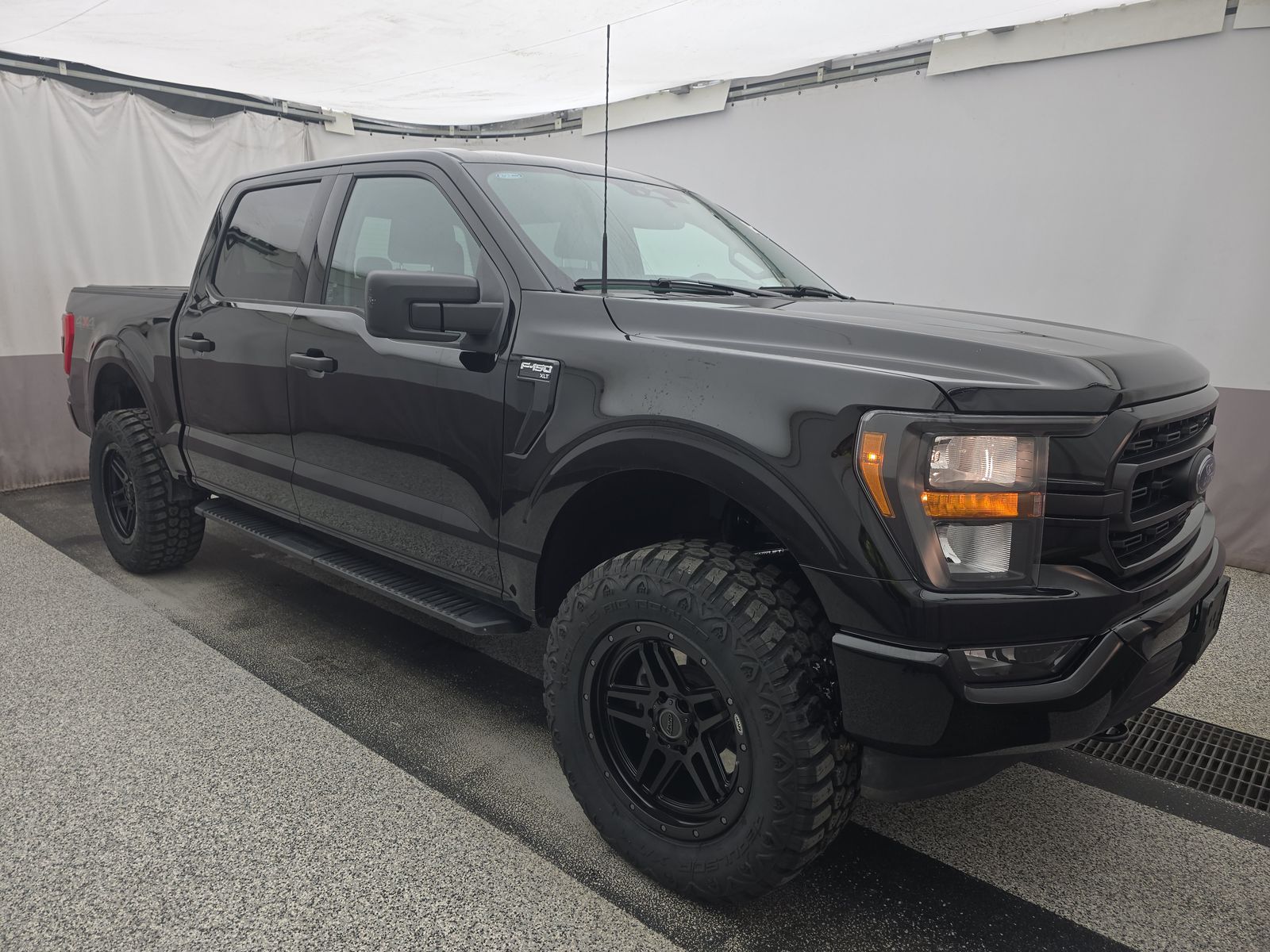 FORD F-150 - 4