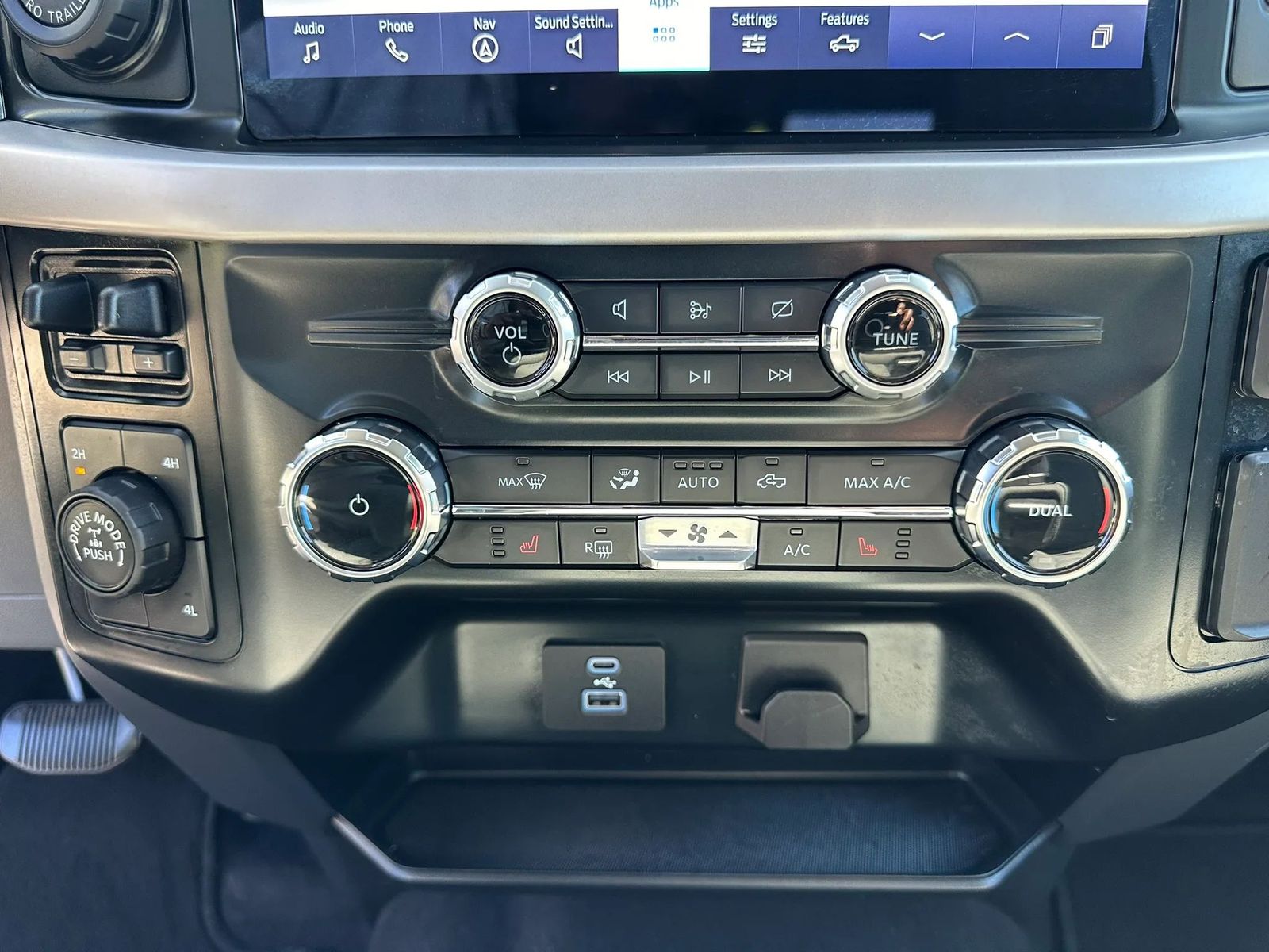 2023 Ford F-150 XLT AWD