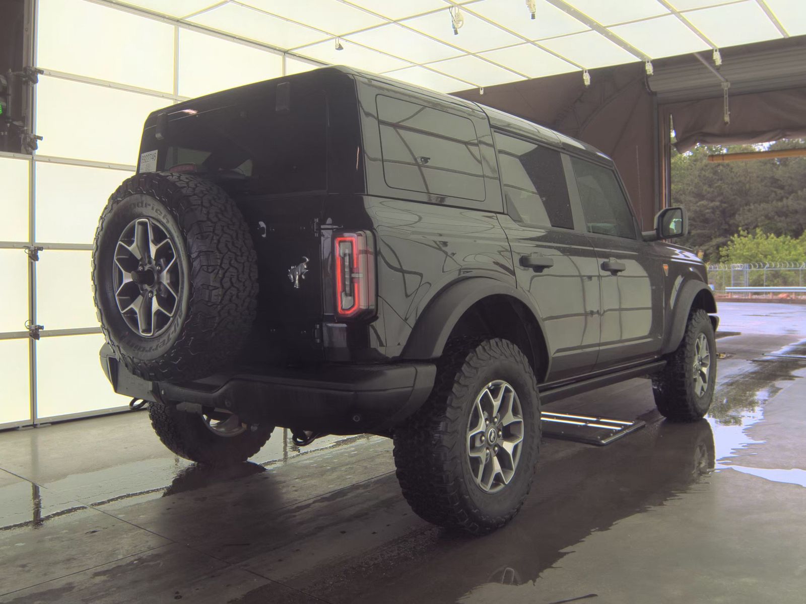 FORD BRONCO - 5