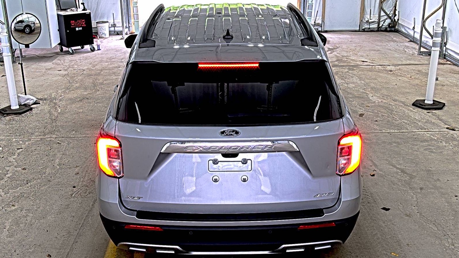 FORD EXPLORER - 6