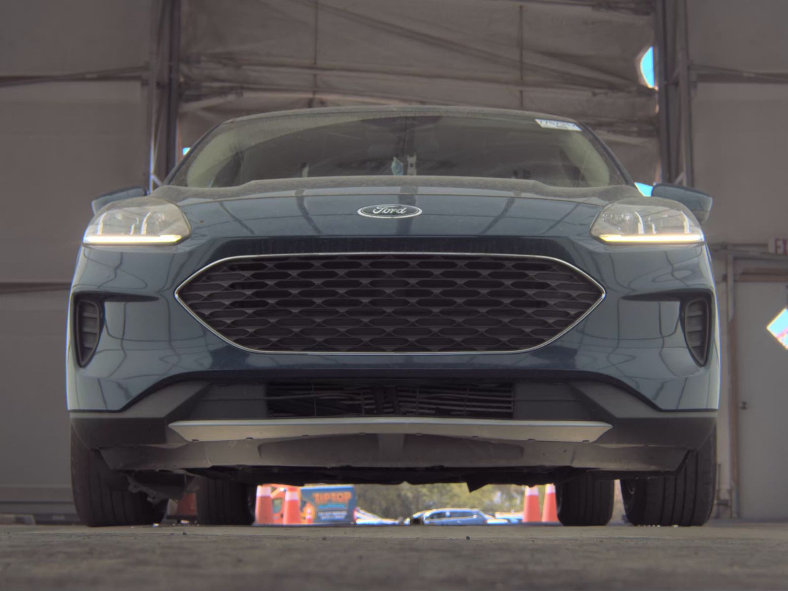 FORD ESCAPE - 4