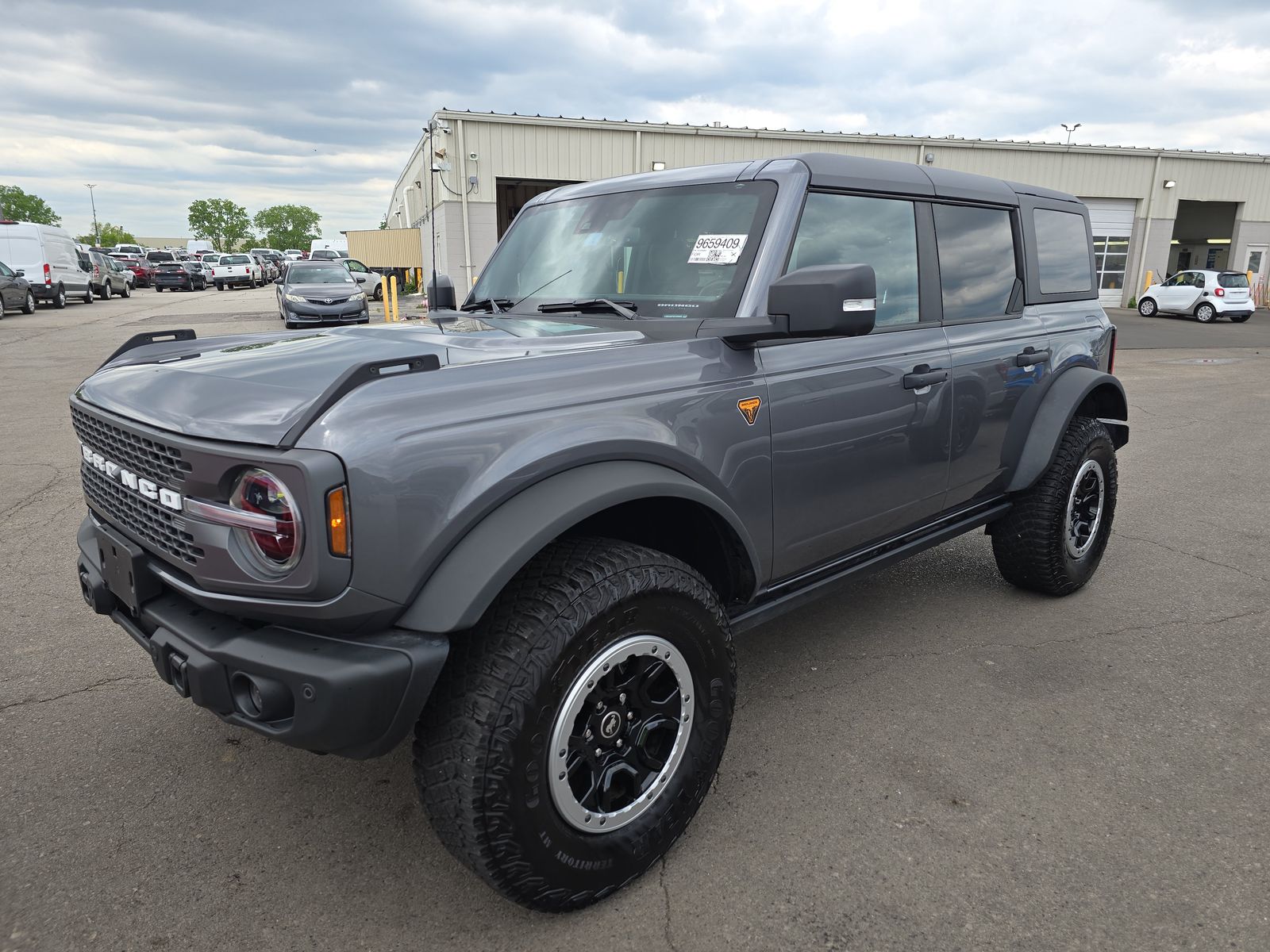 FORD BRONCO - 1