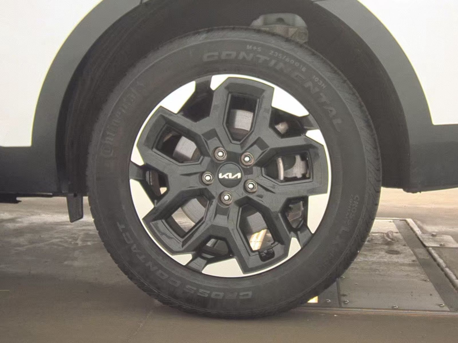 2024 Kia Sorento S AWD