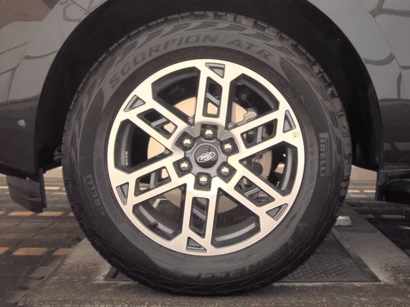 FORD EXPEDITION - 10
