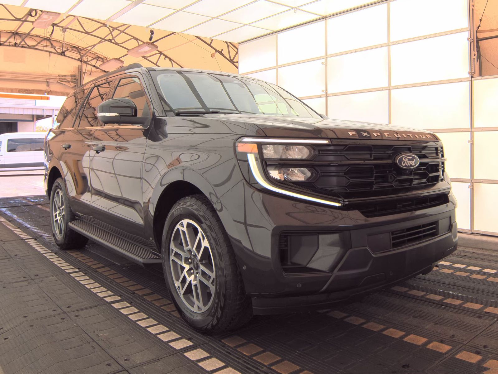 FORD EXPEDITION - 5