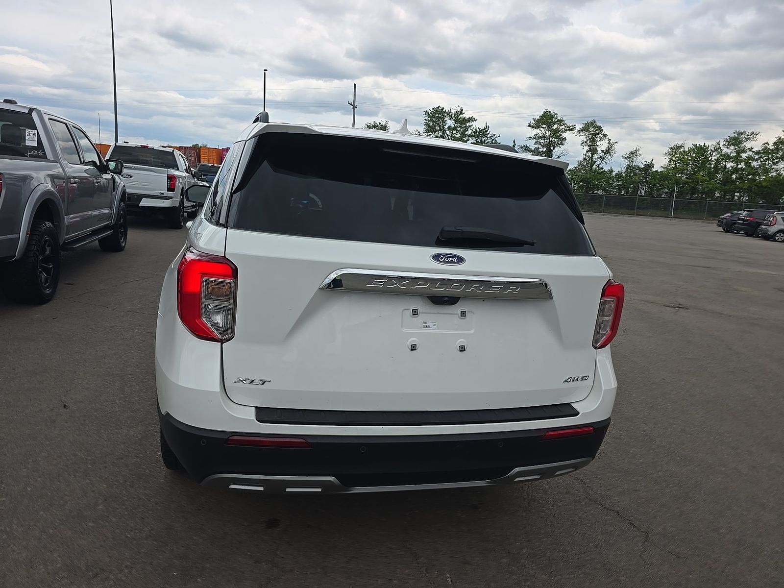 FORD EXPLORER - 6