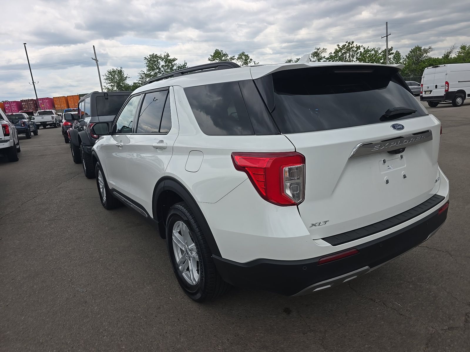 FORD EXPLORER - 7