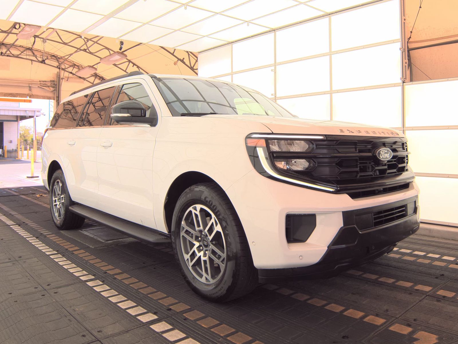 FORD EXPEDITION MAX - 5
