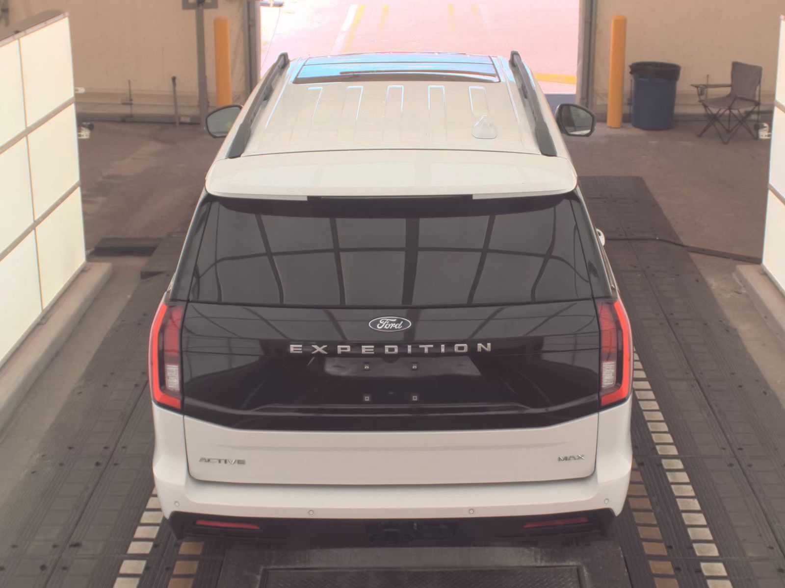 FORD EXPEDITION MAX - 7