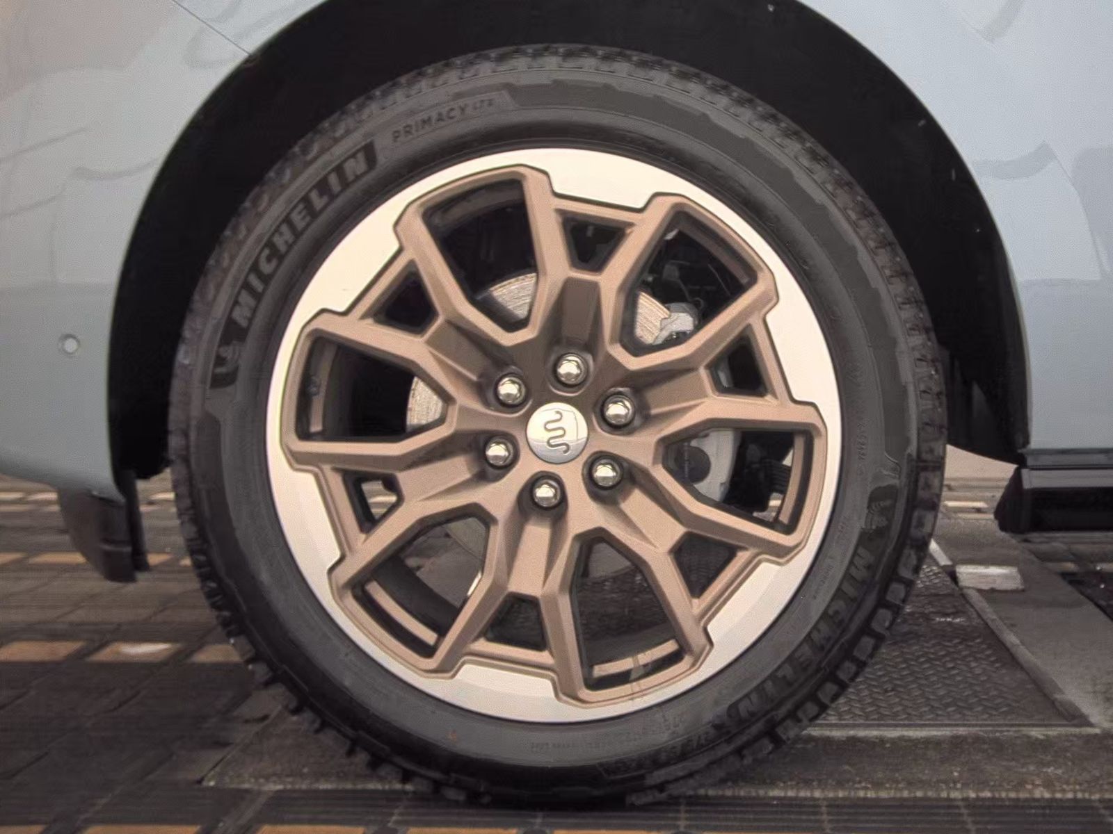 FORD EXPEDITION - 10