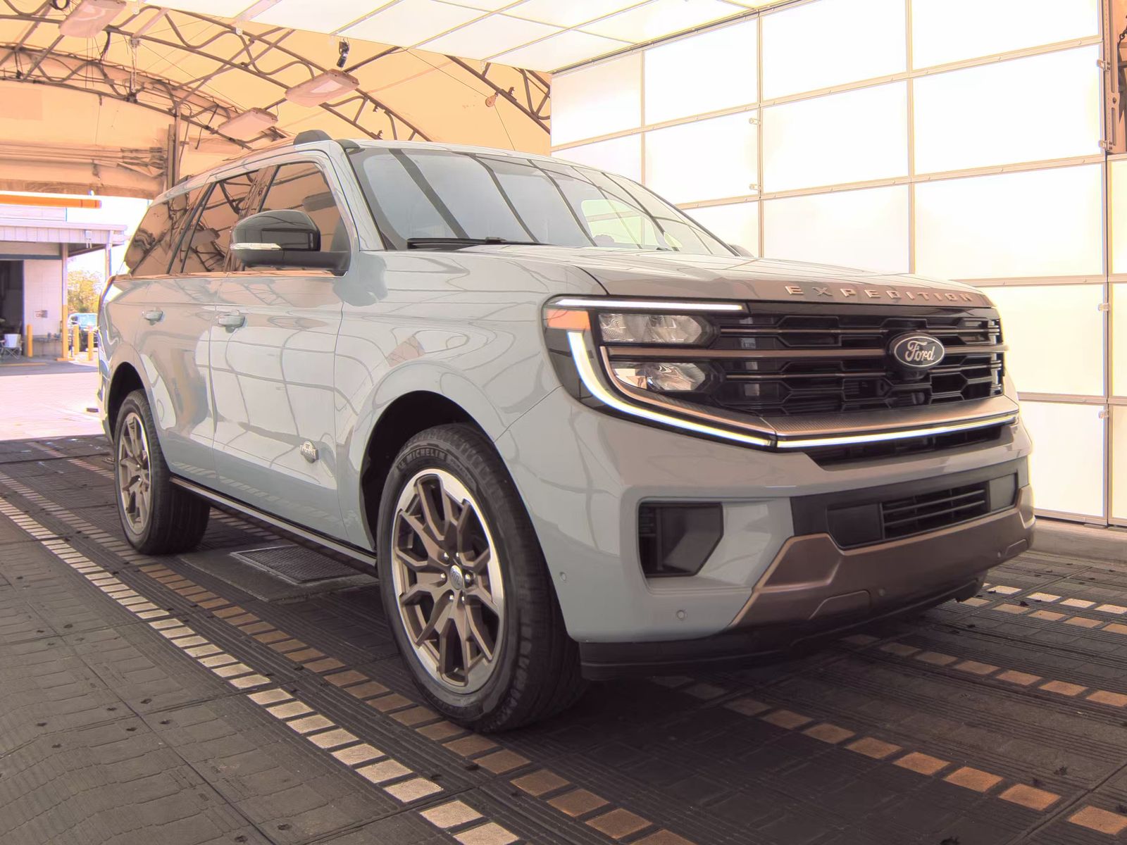 FORD EXPEDITION - 5