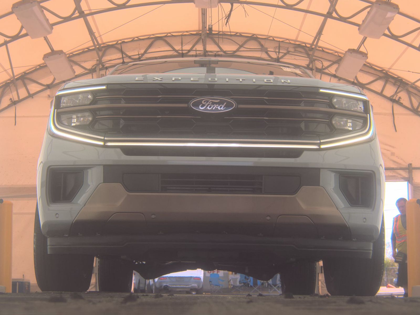 FORD EXPEDITION - 4