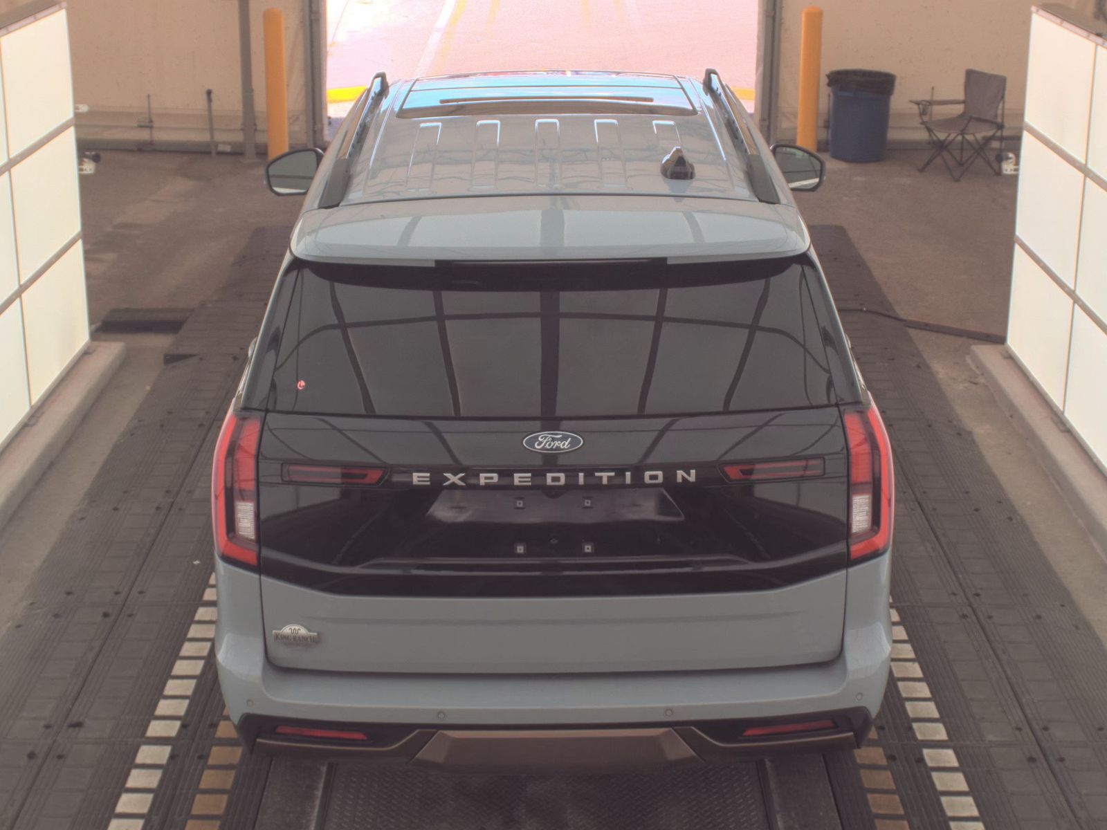 FORD EXPEDITION - 7