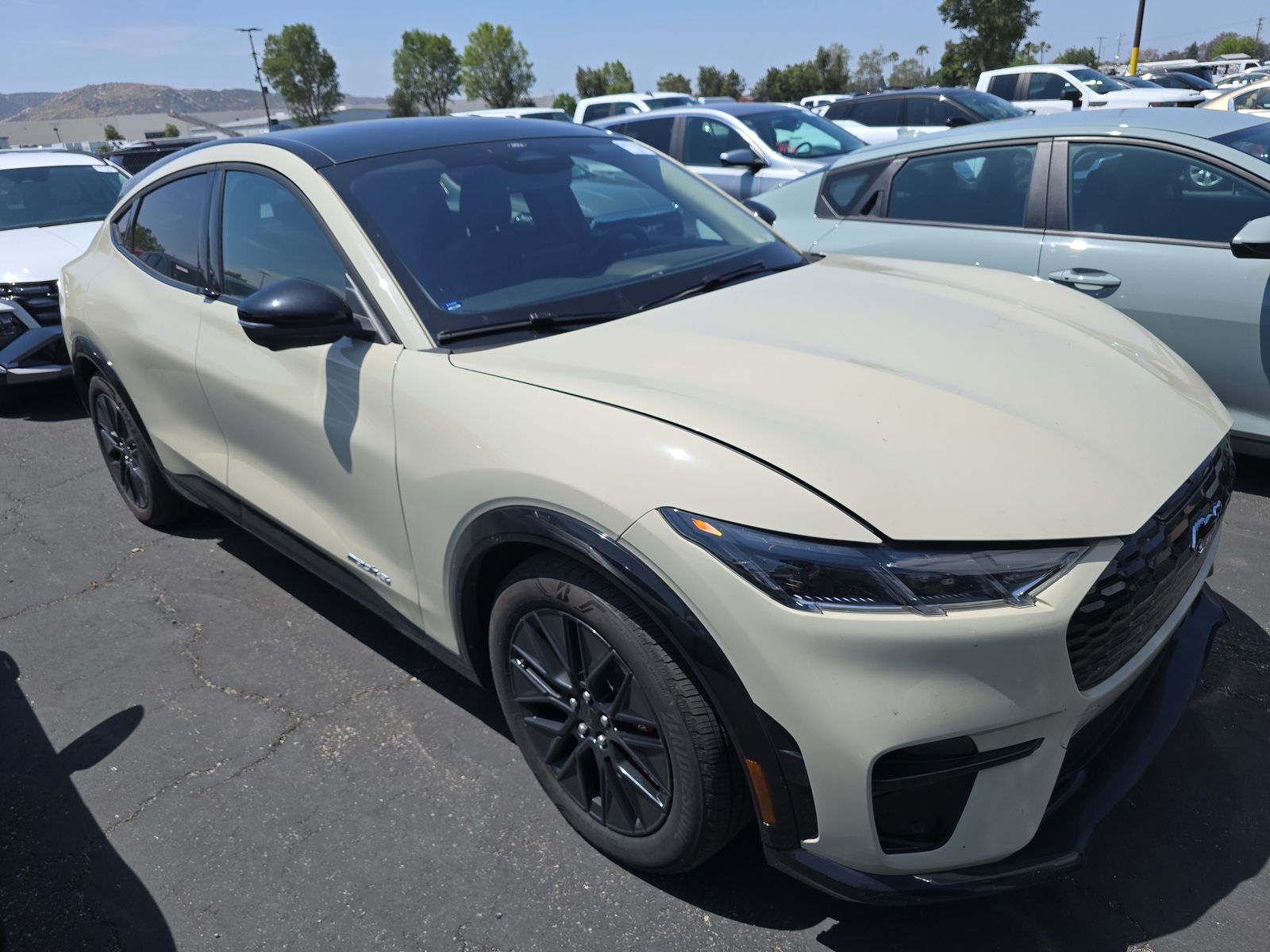 FORD MUSTANG MACH-E - 4