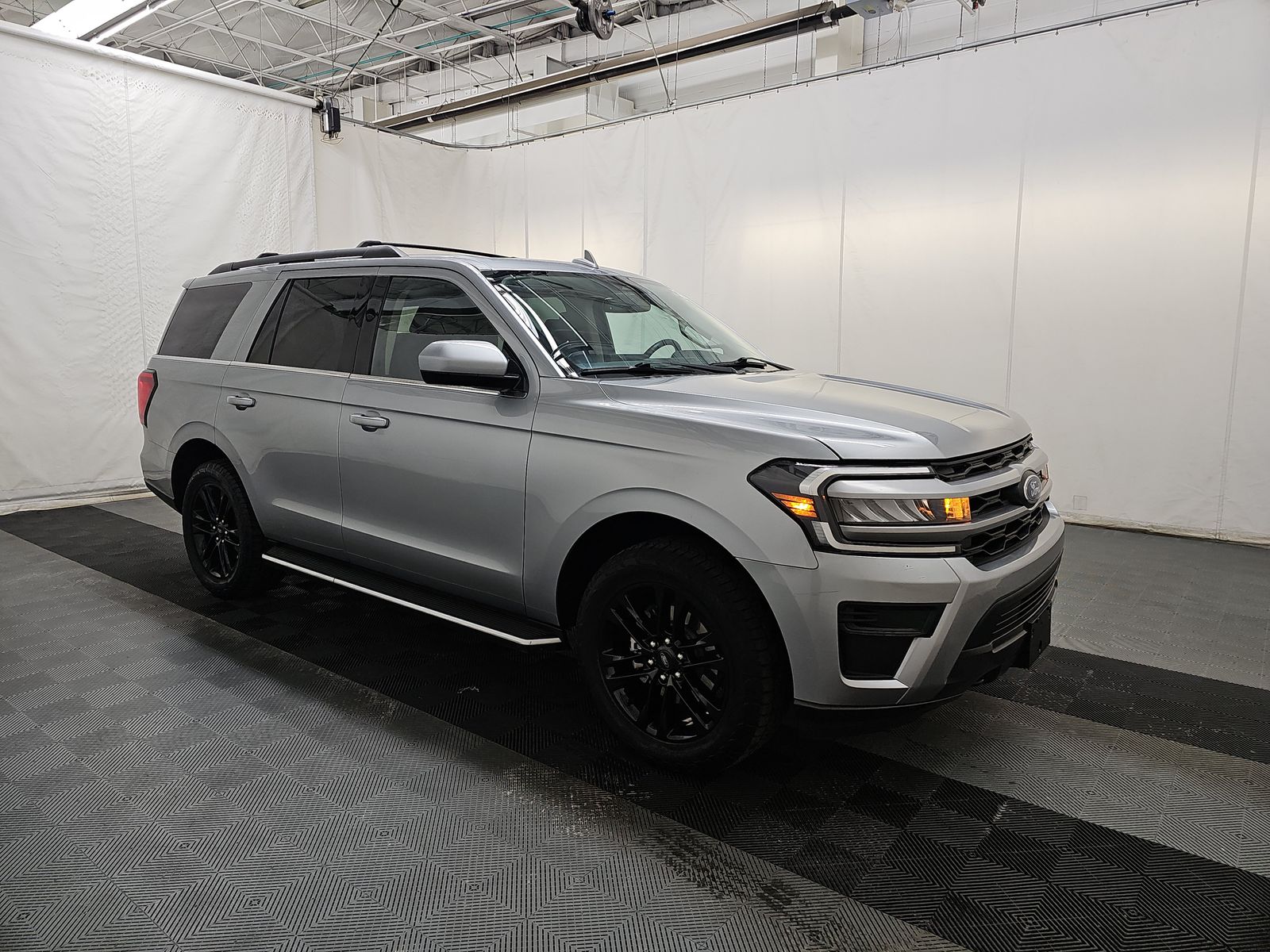 FORD EXPEDITION - 4