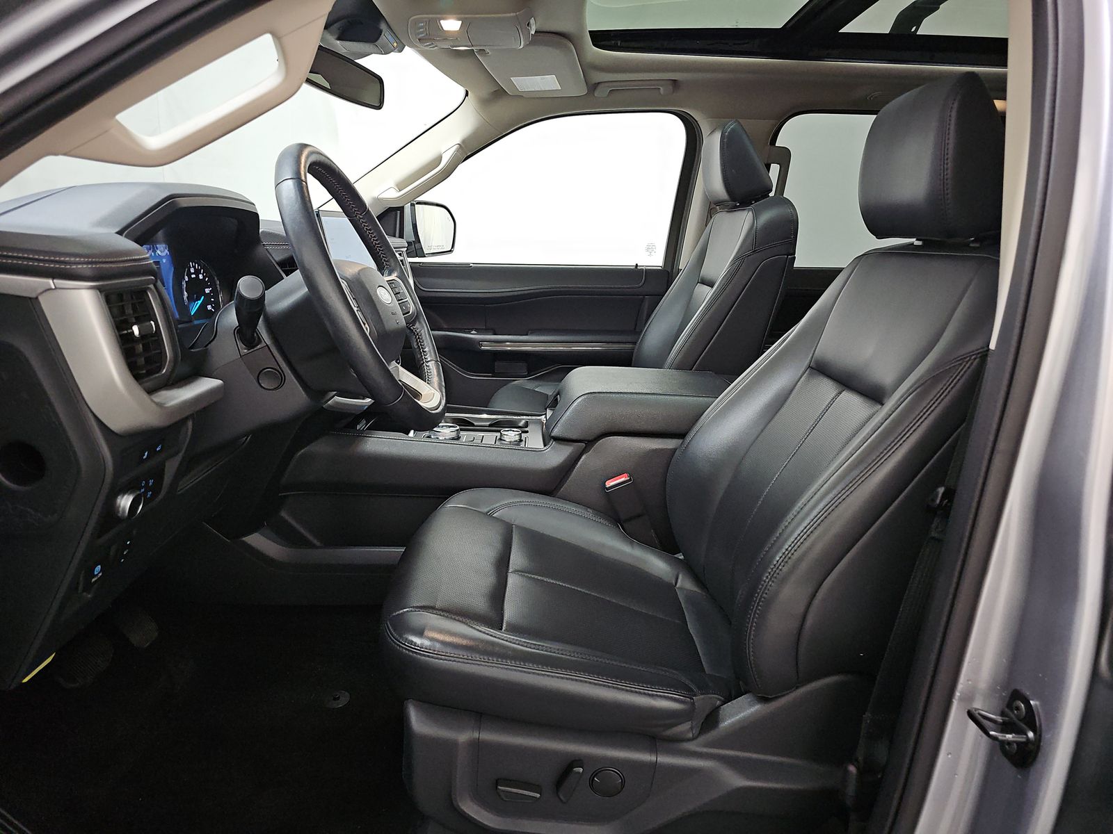 FORD EXPEDITION - 8