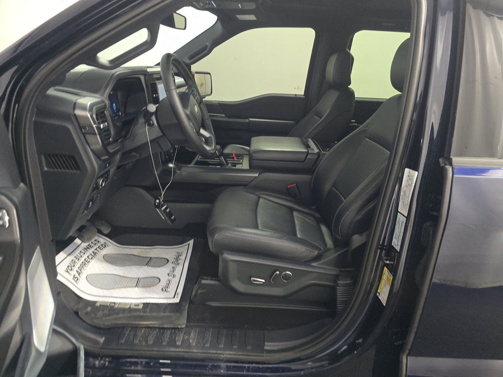 FORD F-150 - 8