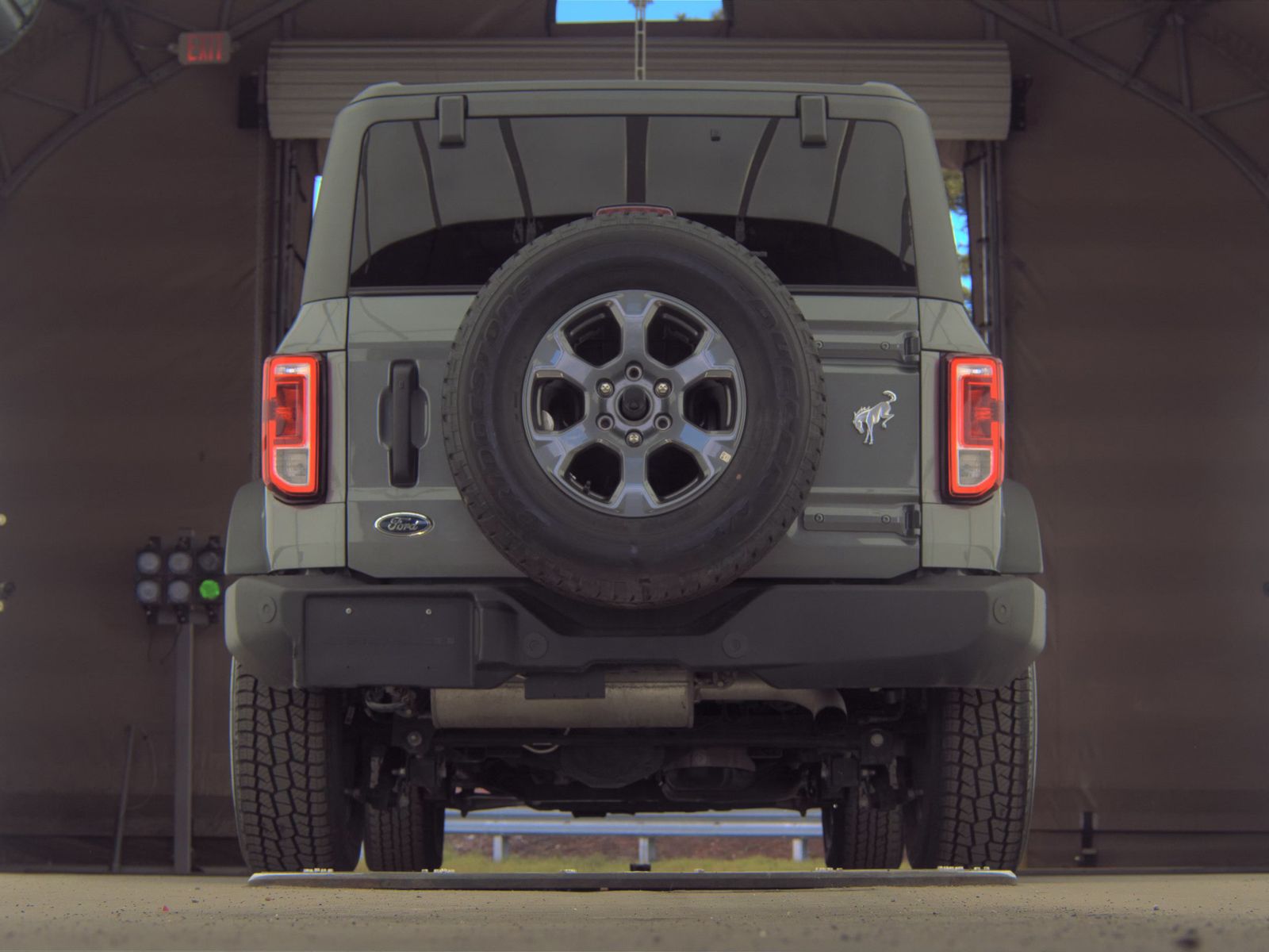 FORD BRONCO - 8