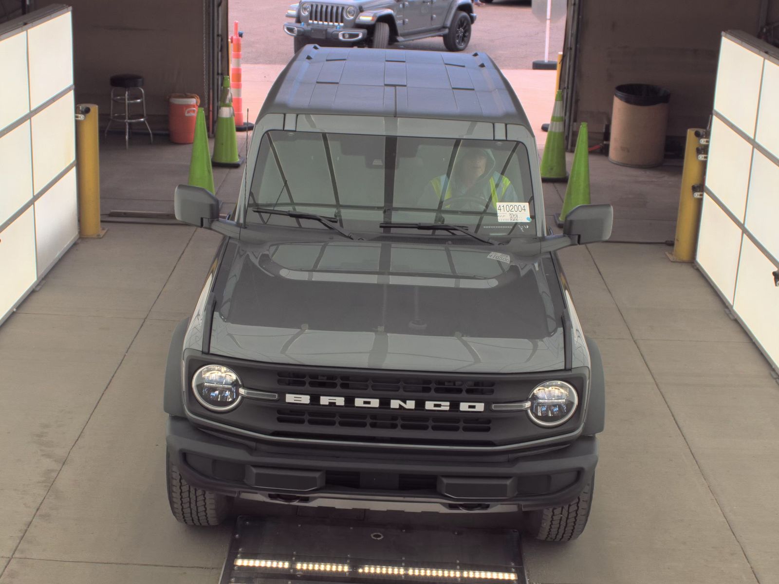 FORD BRONCO - 3